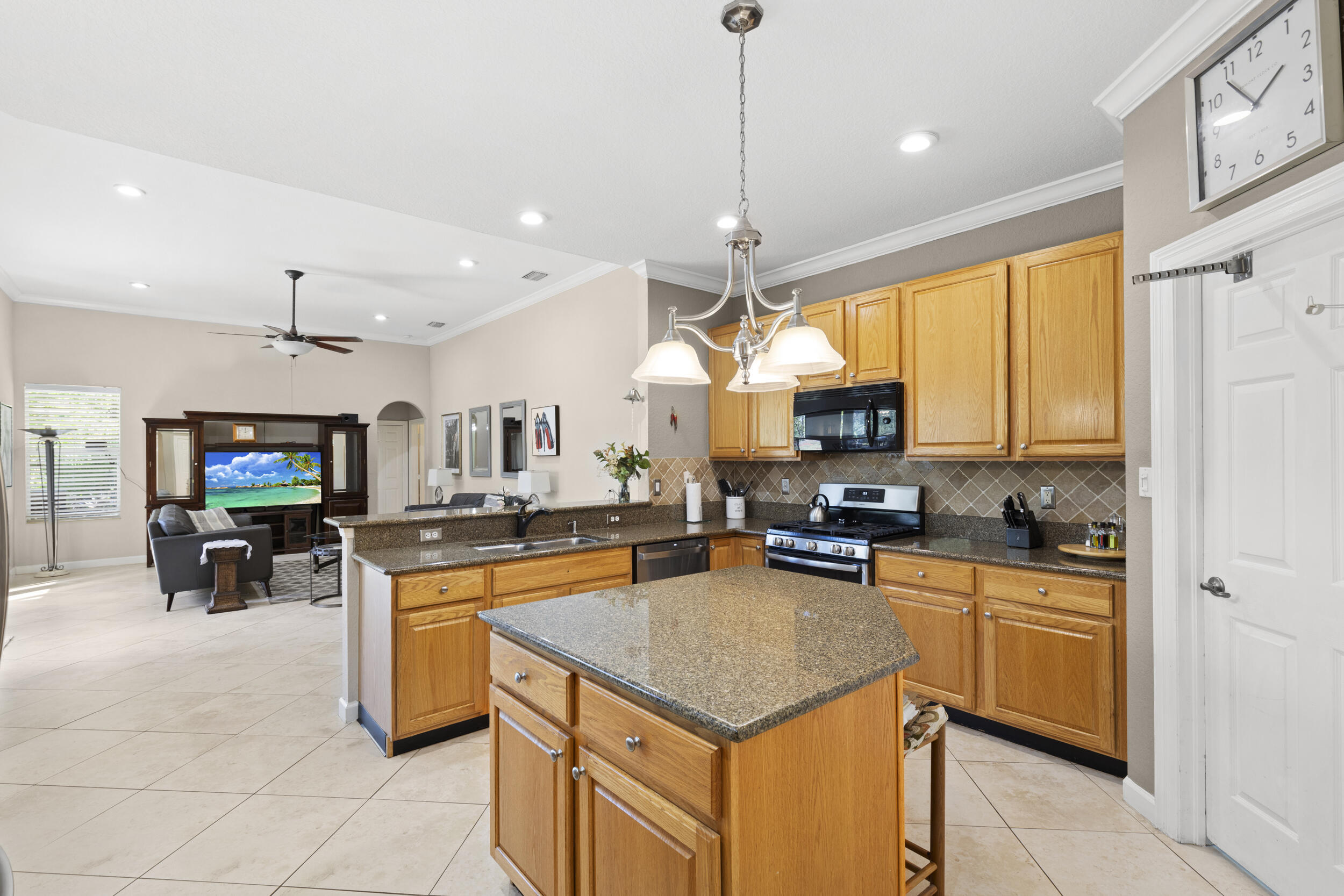 3968 W Hamilton, West Palm Beach FL 33411