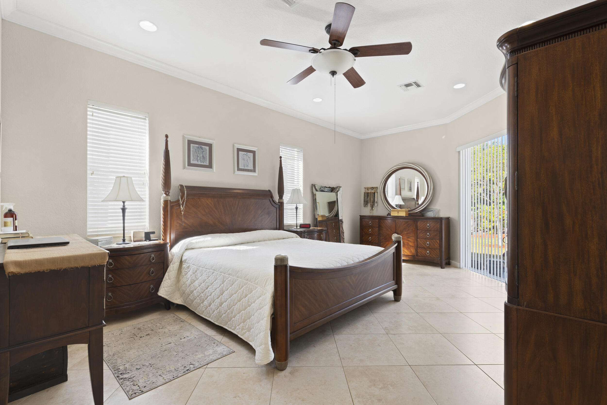 3968 W Hamilton, West Palm Beach FL 33411