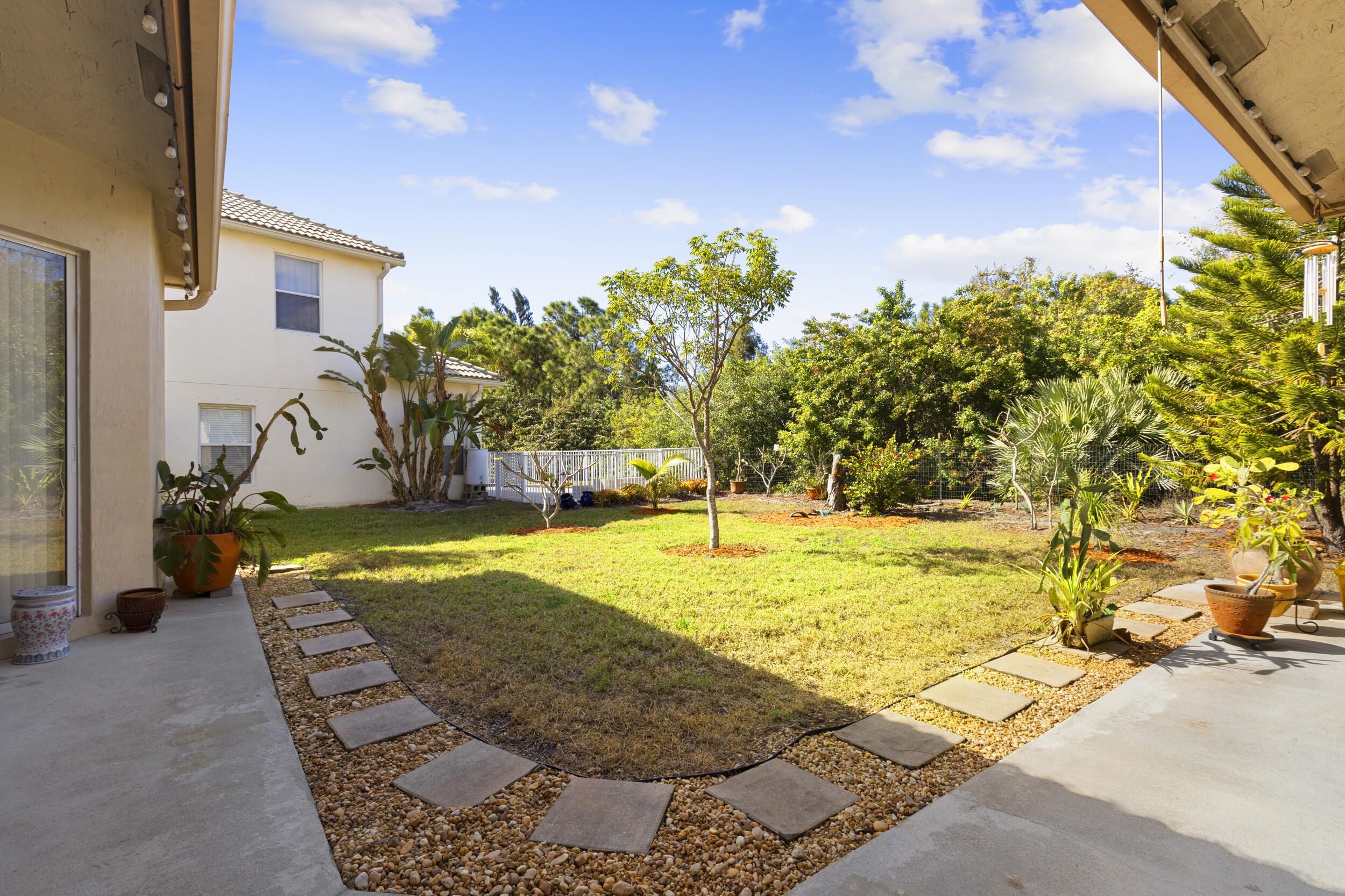 3968 W Hamilton, West Palm Beach FL 33411