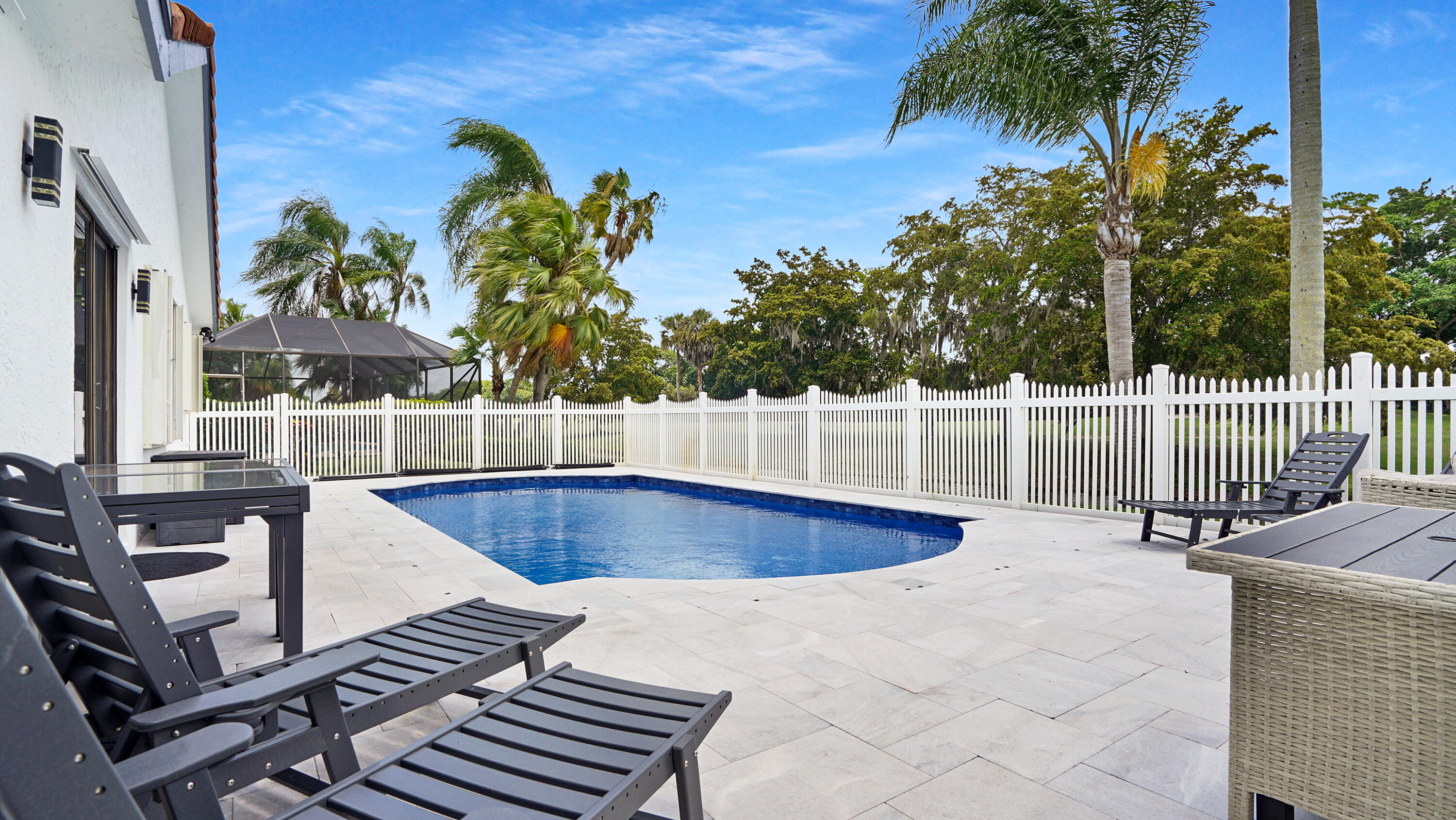10131 Camelback, Boca Raton FL 33498