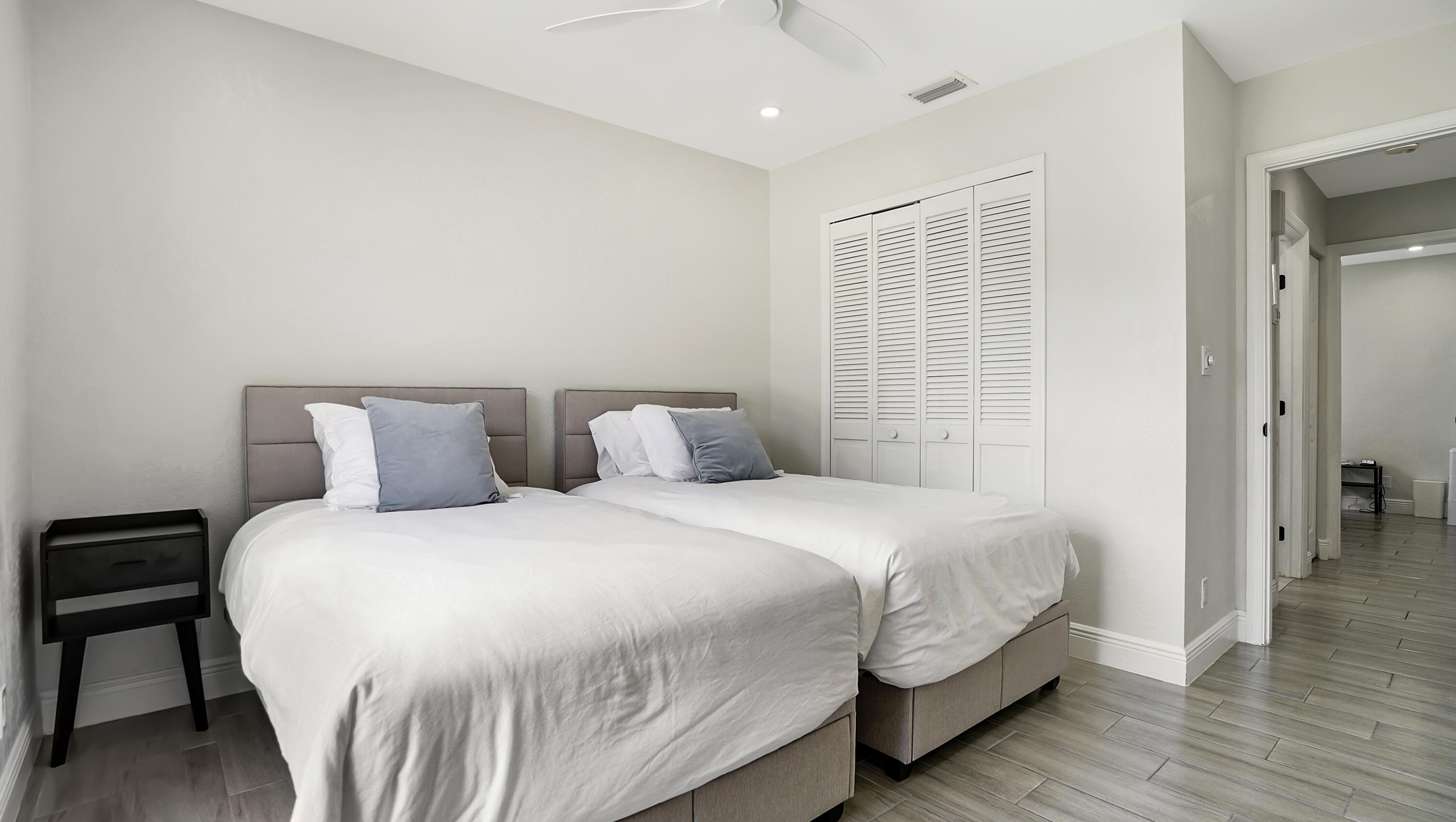 10131 Camelback, Boca Raton FL 33498