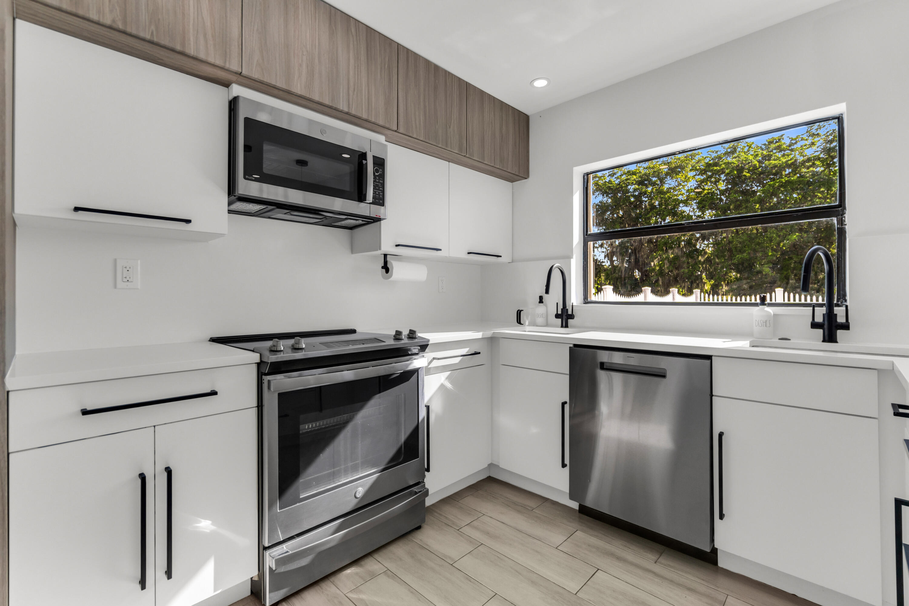 10131 Camelback, Boca Raton FL 33498