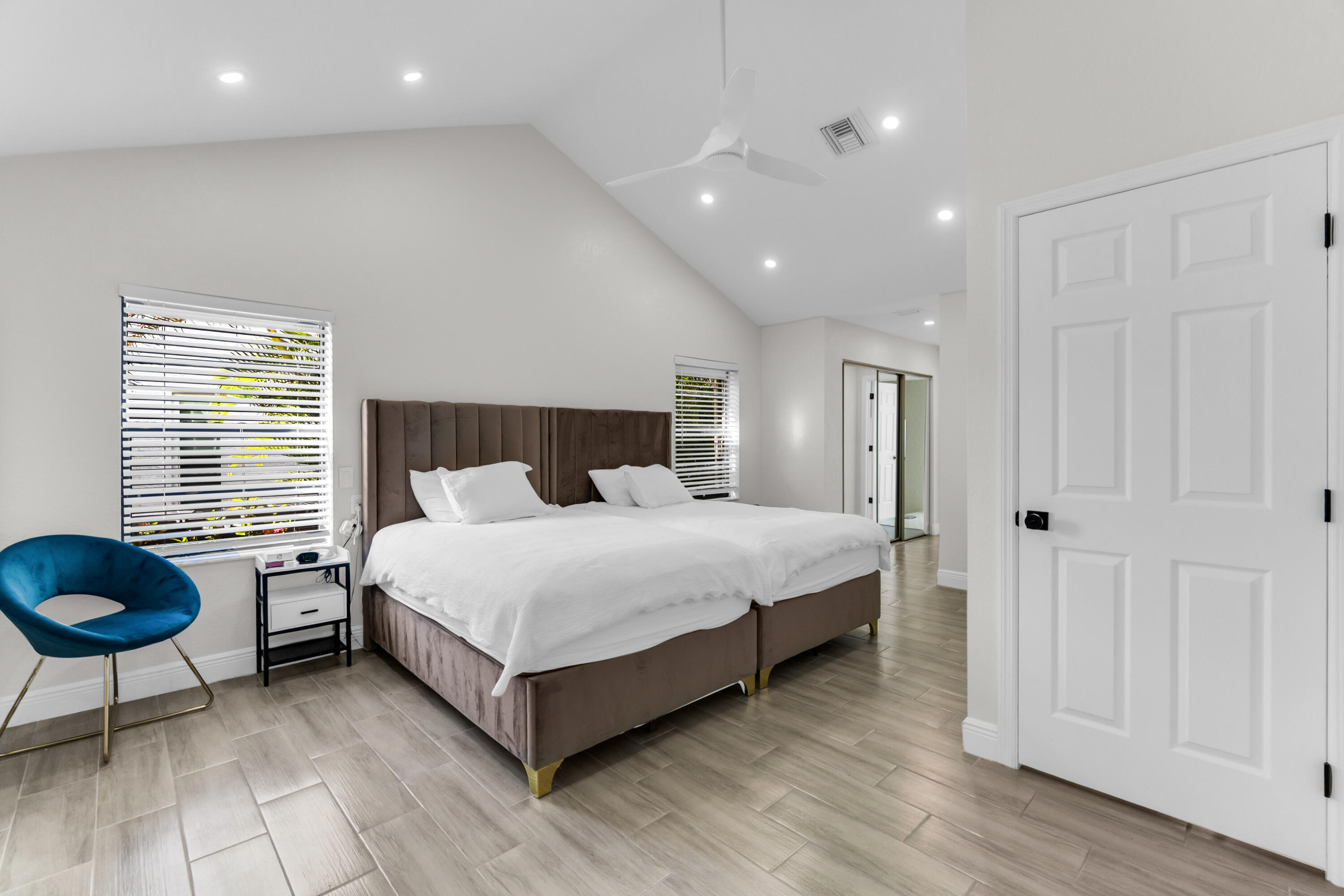 10131 Camelback, Boca Raton FL 33498
