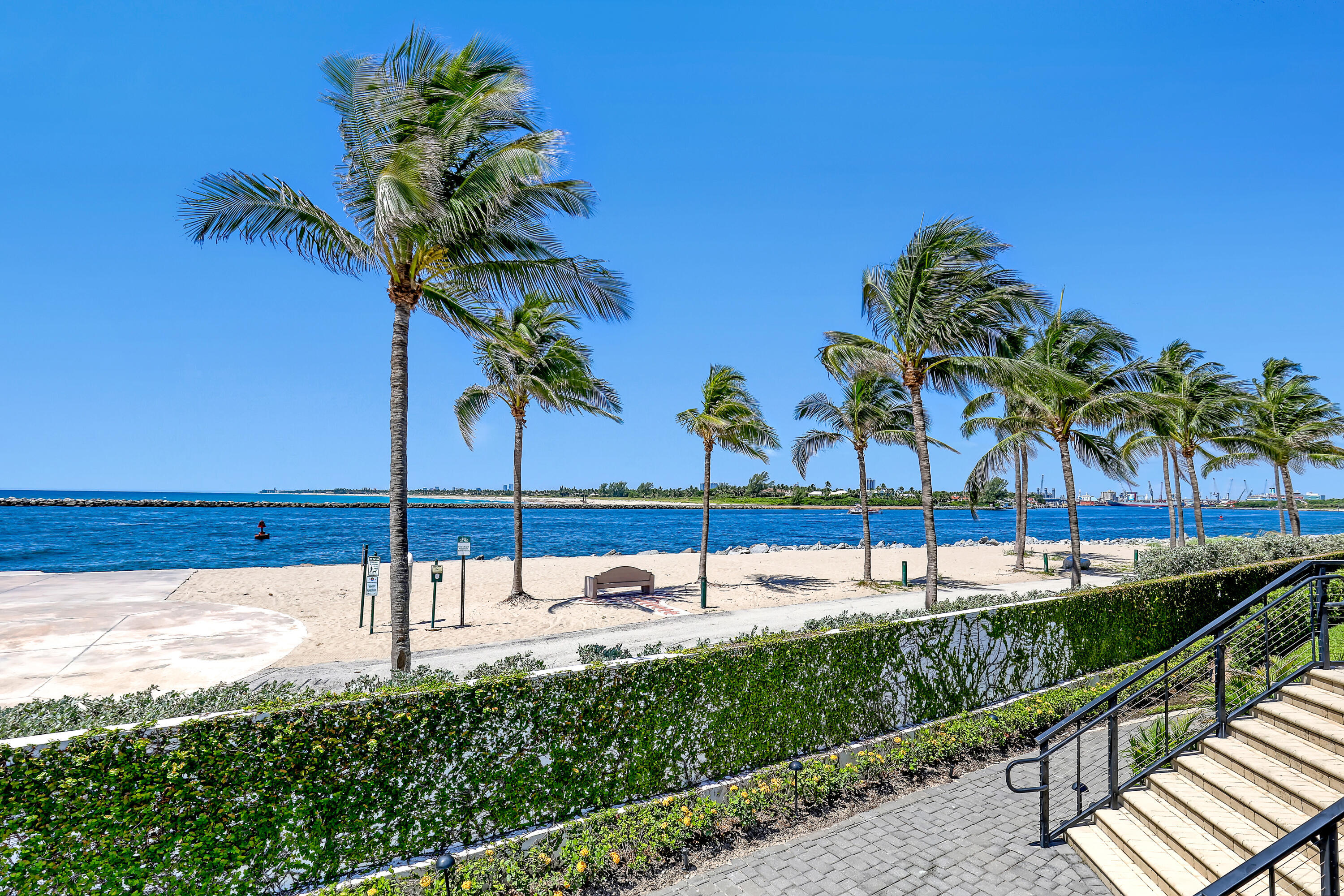 106 Inlet #305, Palm Beach Shores FL 33404