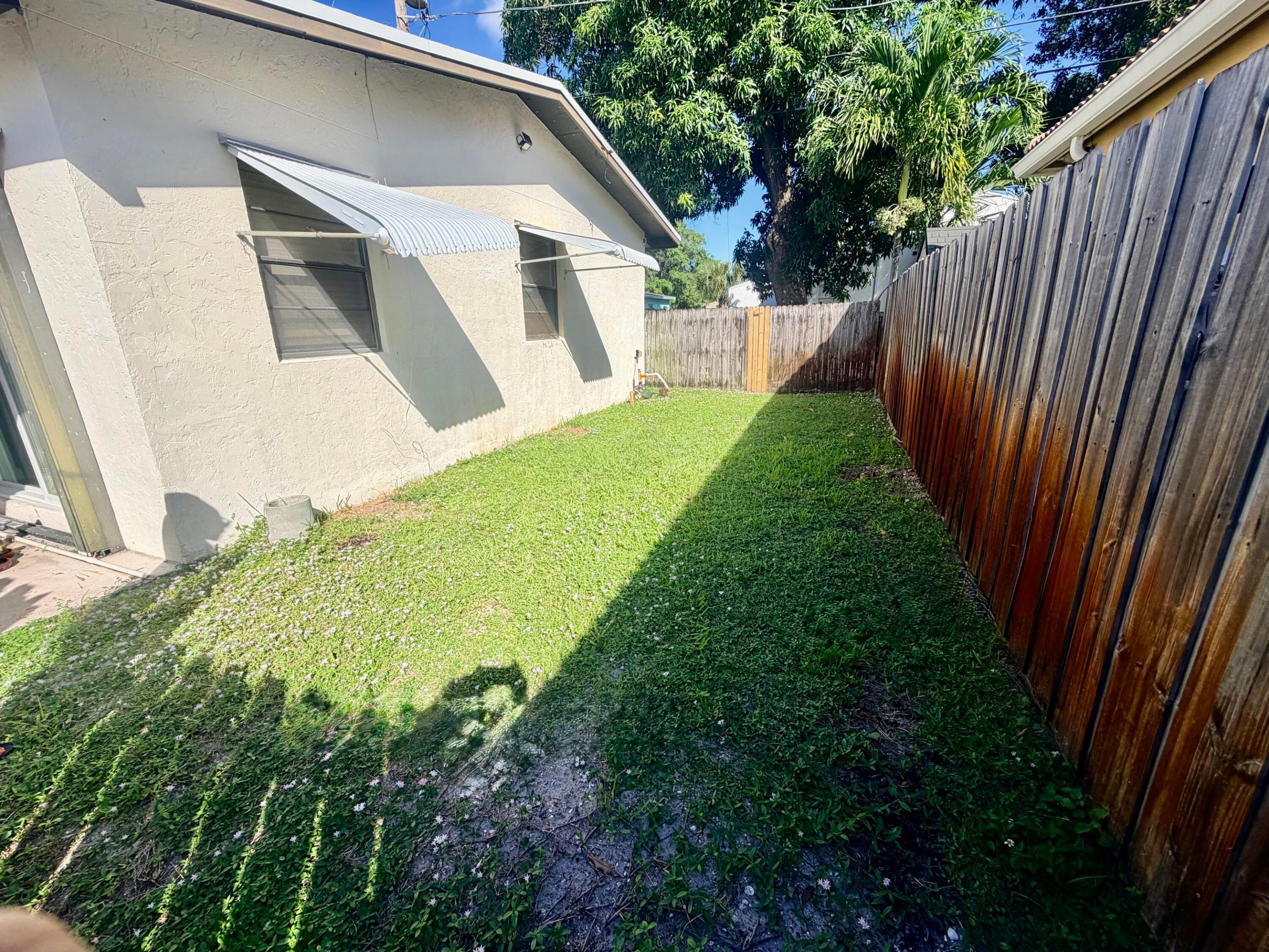 443 Wilder #1, West Palm Beach FL 33405