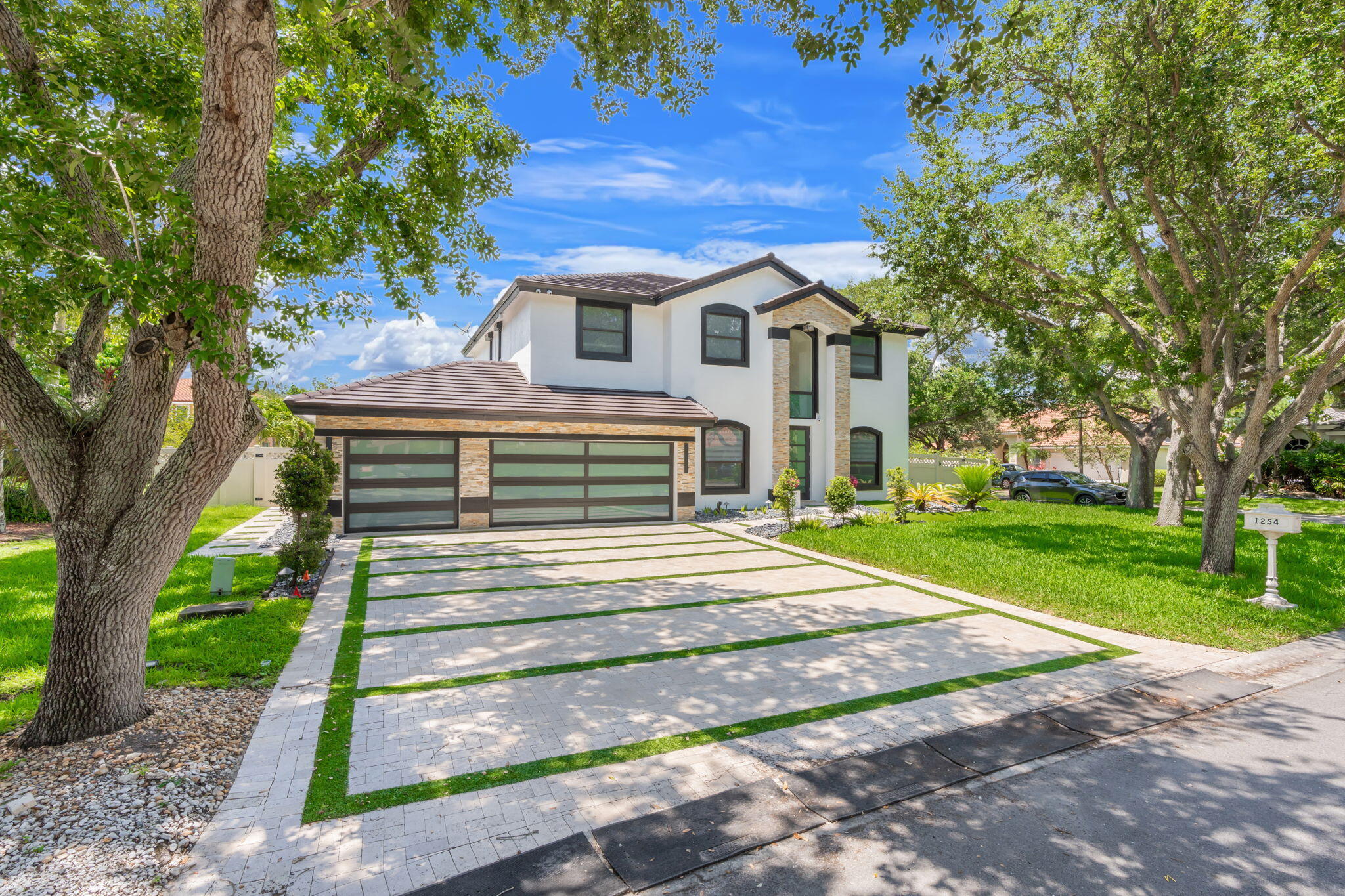 1254 NW 102nd, Coral Springs FL 33071