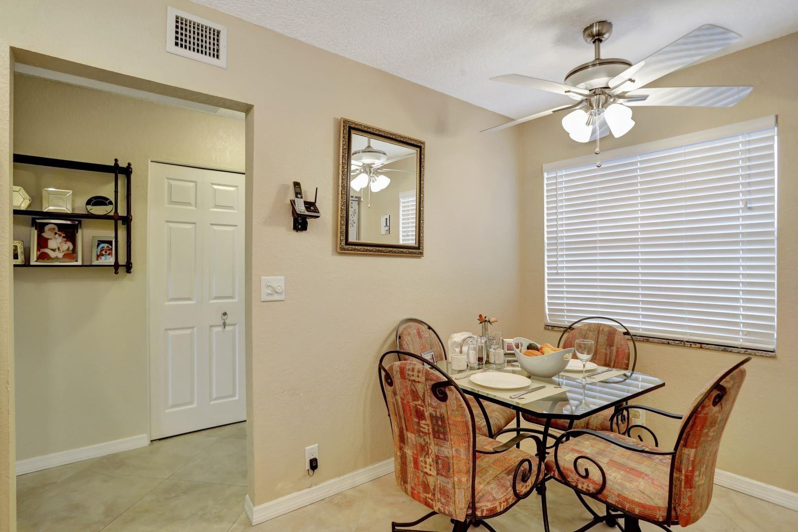 7561 NW 1st #302, Margate FL 33063