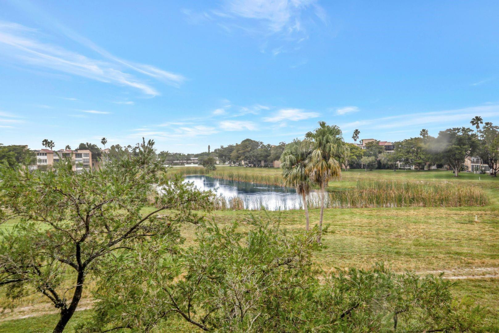 7561 NW 1st #302, Margate FL 33063
