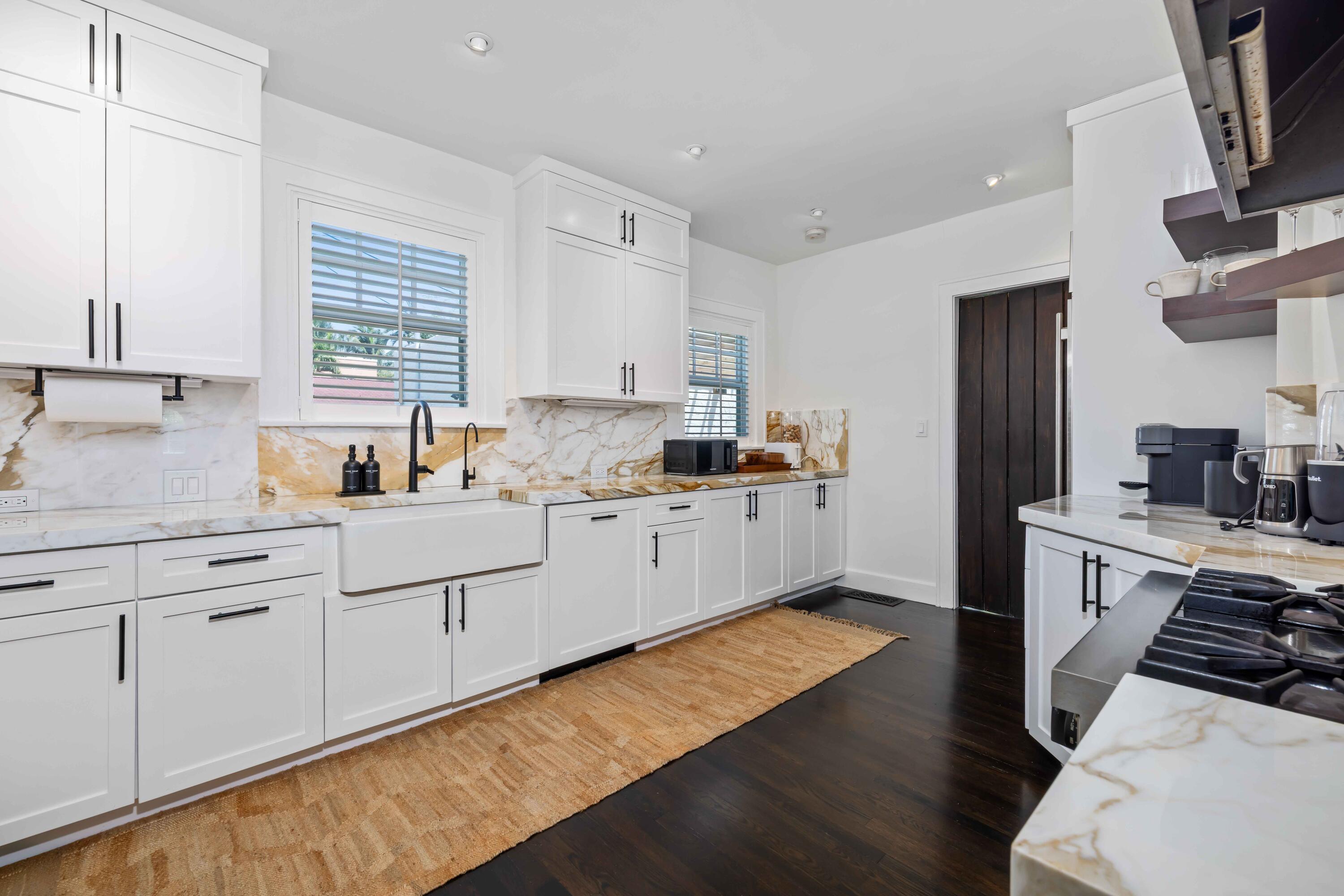 511 32nd, West Palm Beach FL 33407