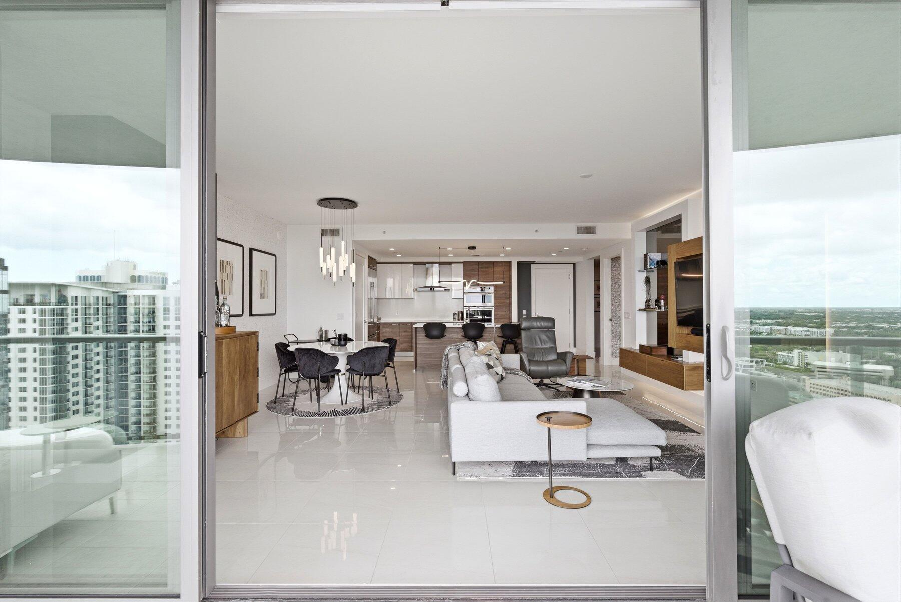 100 E Las Olas #2802, Fort Lauderdale FL 33301
