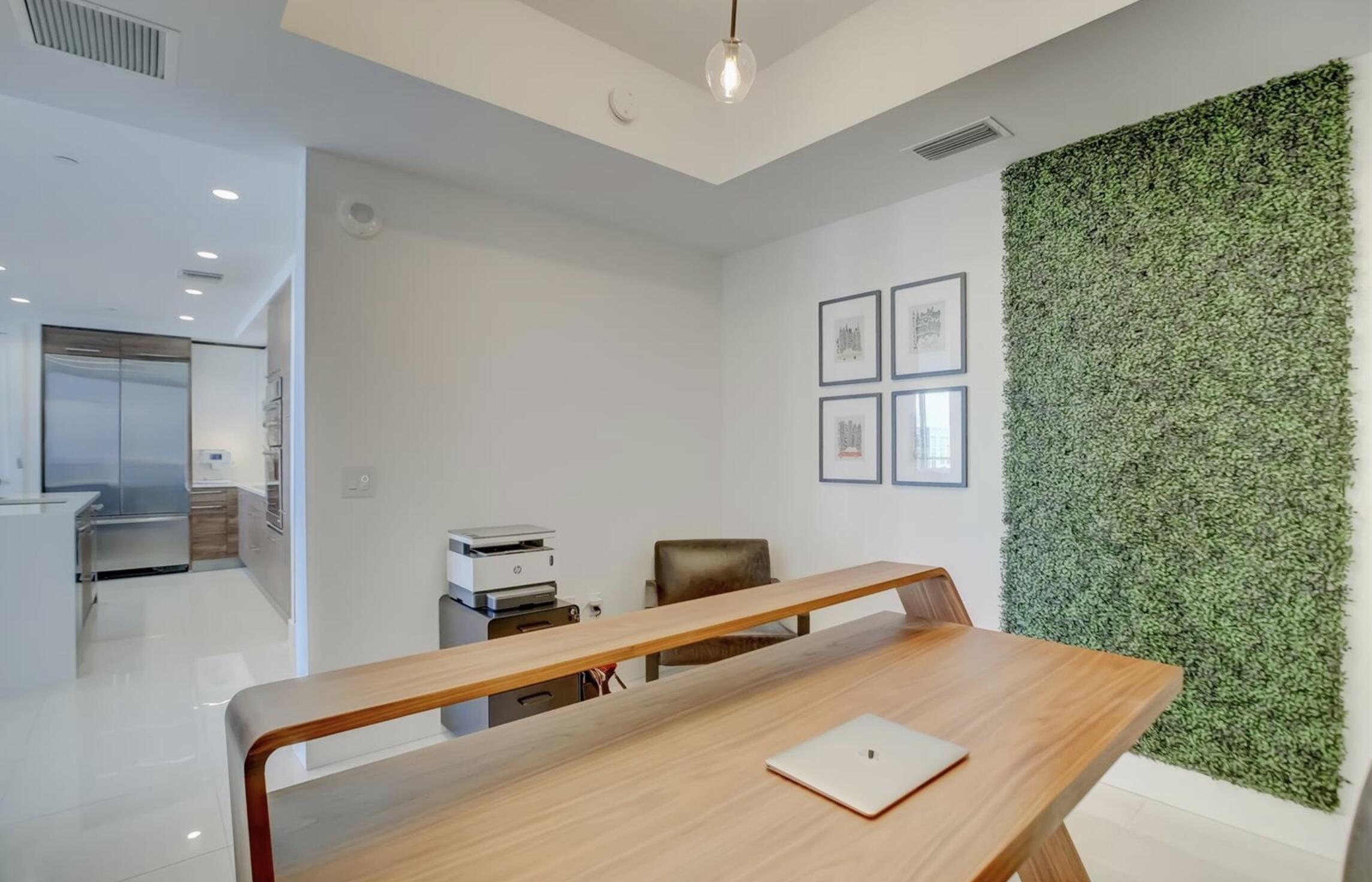 100 E Las Olas #2802, Fort Lauderdale FL 33301