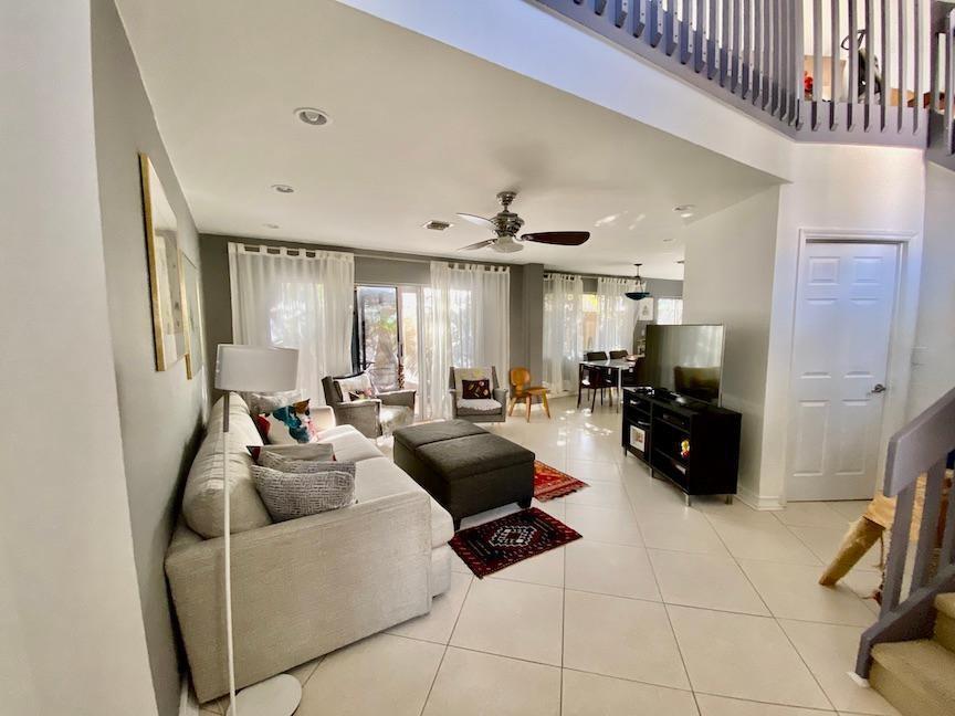 101 SE 15th #E, Fort Lauderdale FL 33301