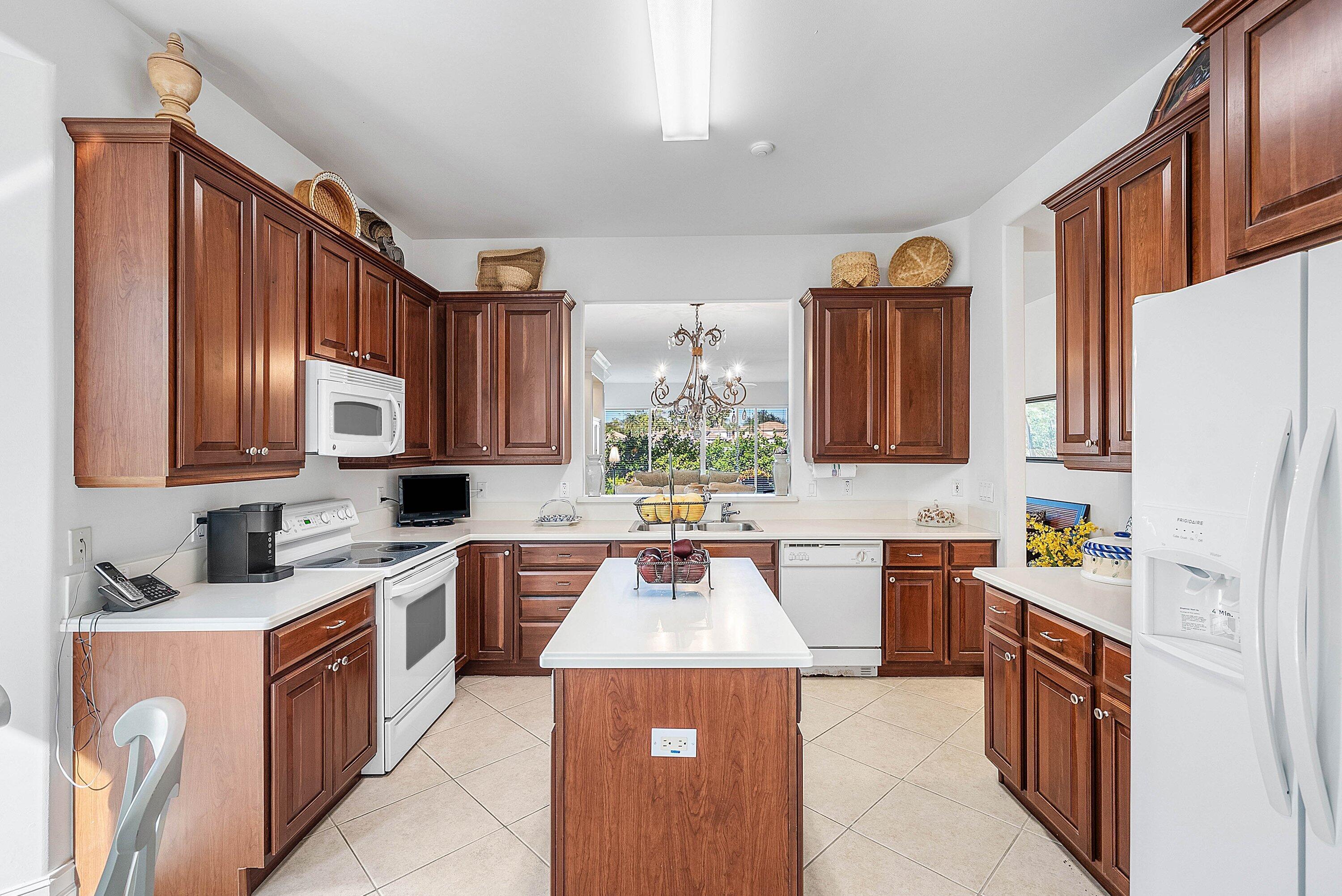 6197 Island #A, Boca Raton FL 33496