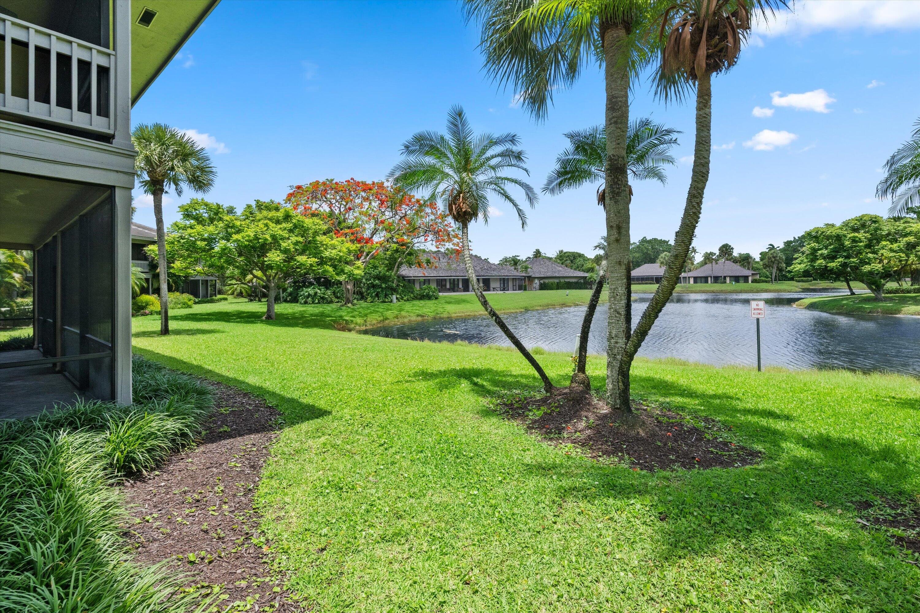 11842 Pebblewood #101, Wellington FL 33414