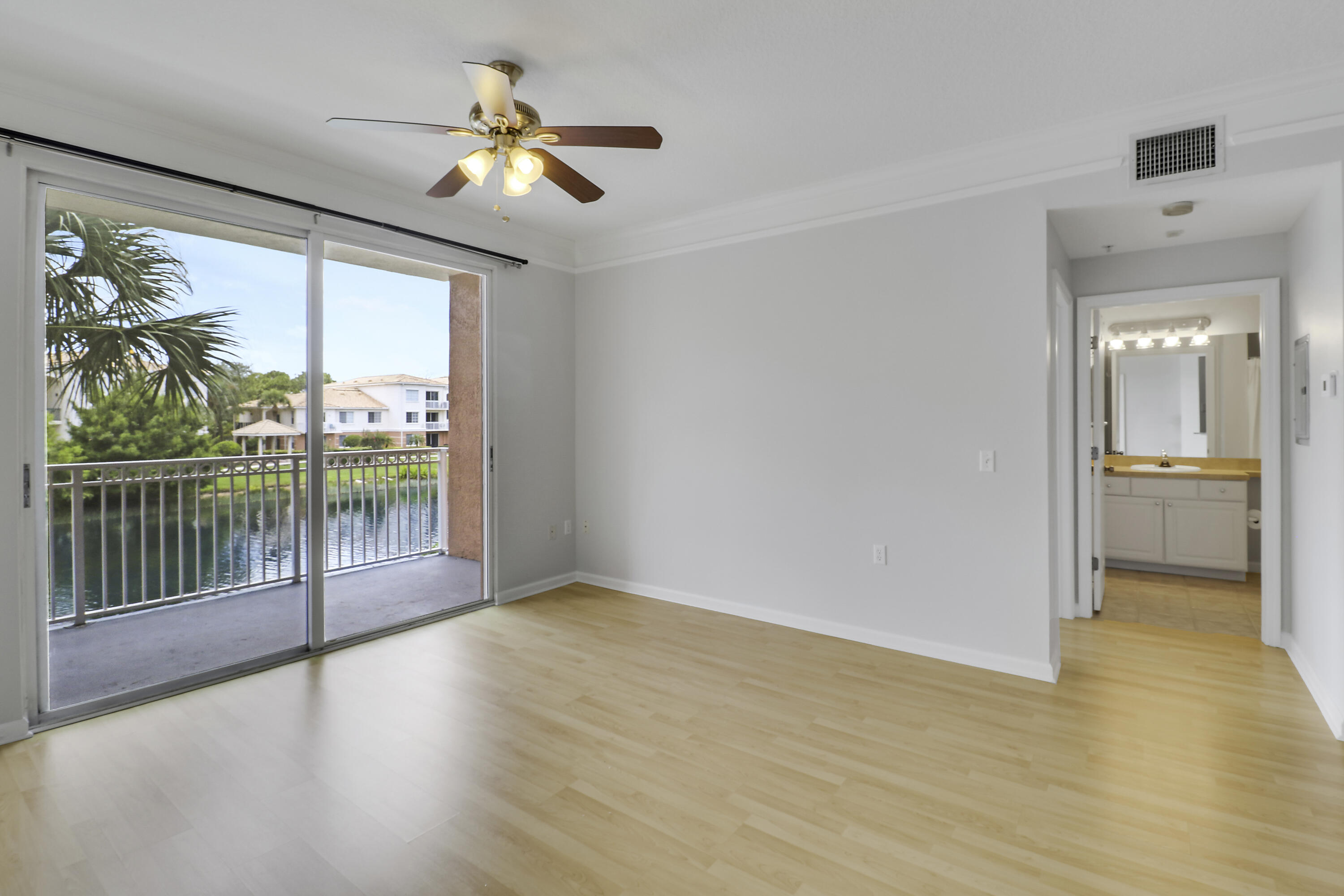 6206 Myrtlewood, Palm Beach Gardens FL 33418
