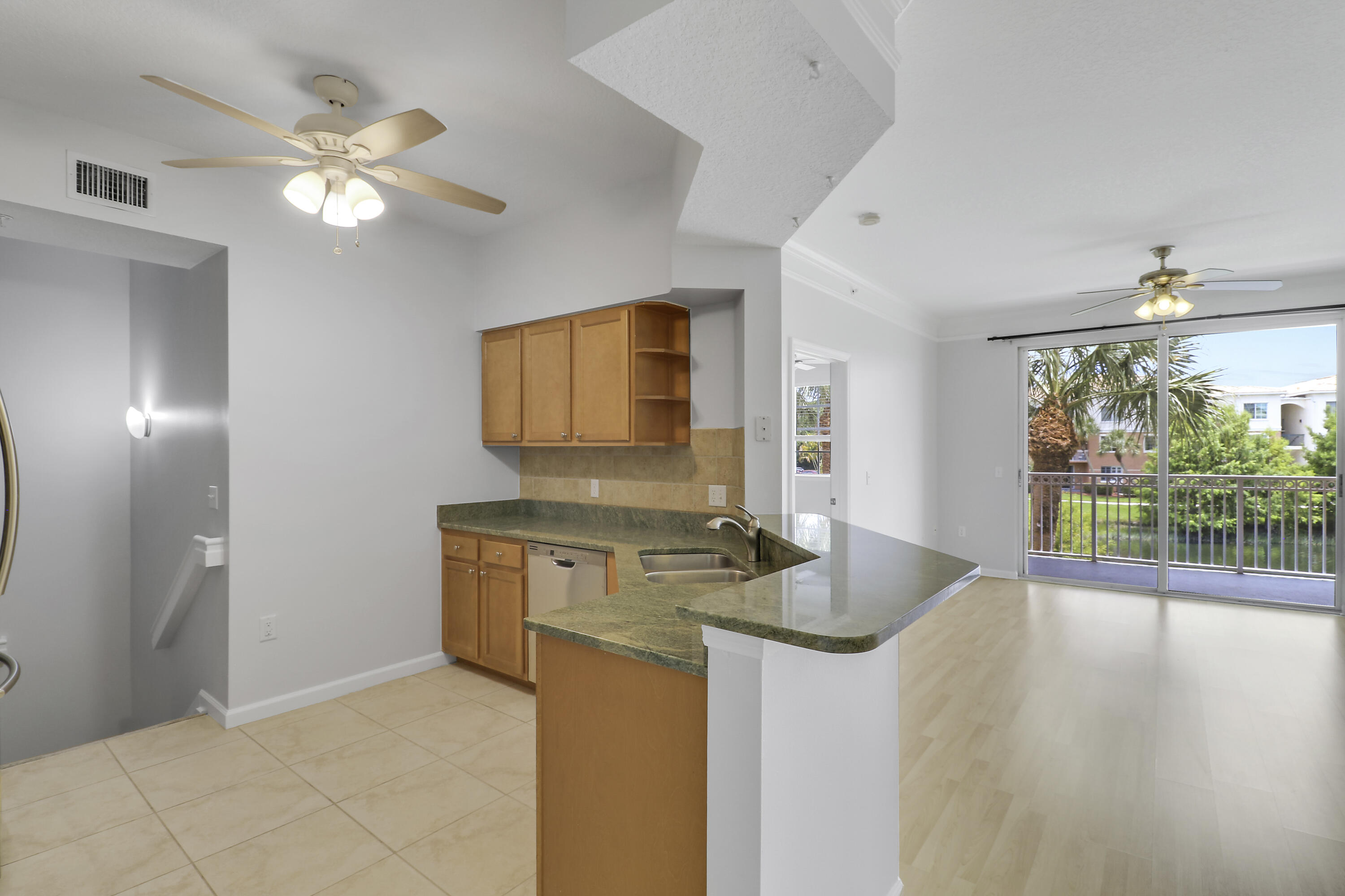 6206 Myrtlewood, Palm Beach Gardens FL 33418