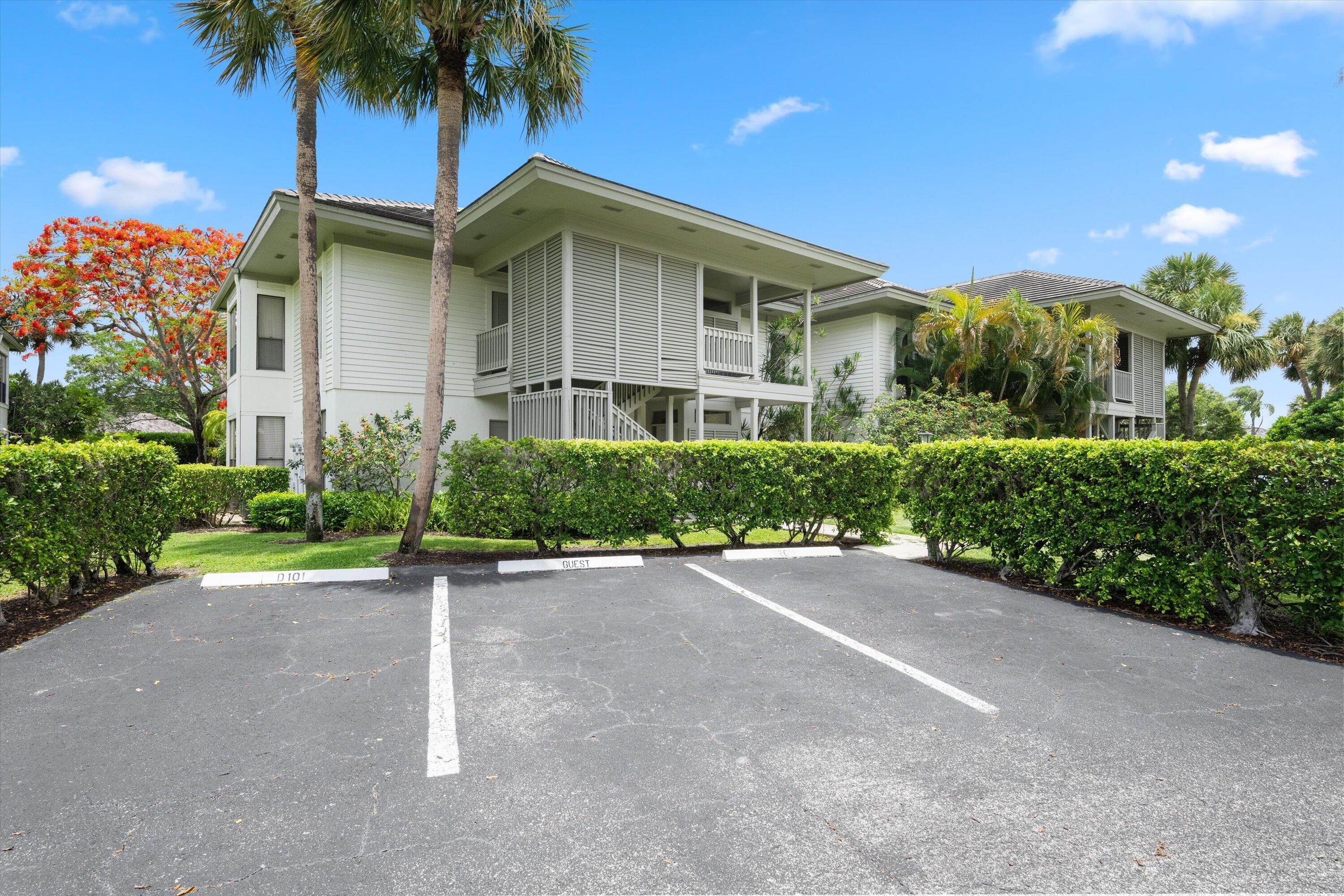 11818 Pebblewood #201, Wellington FL 33414