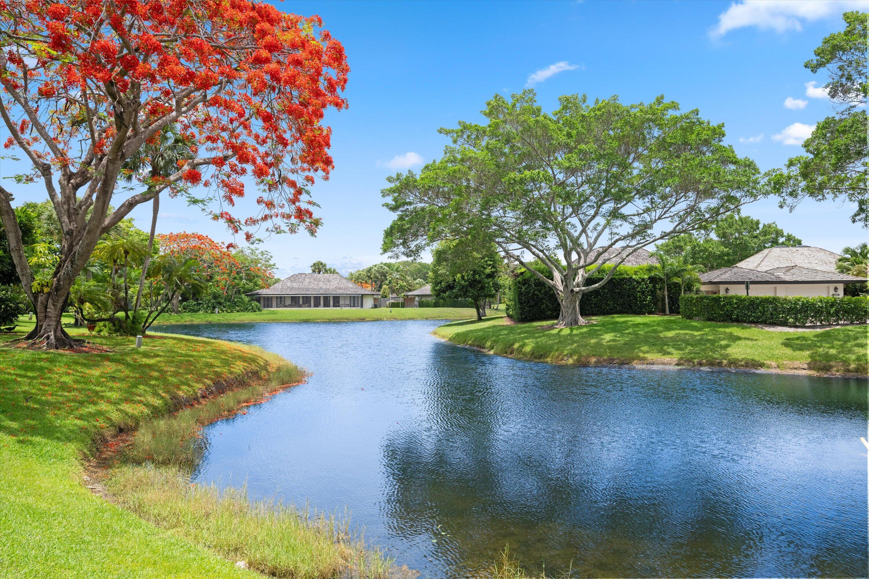11818 Pebblewood #201, Wellington FL 33414