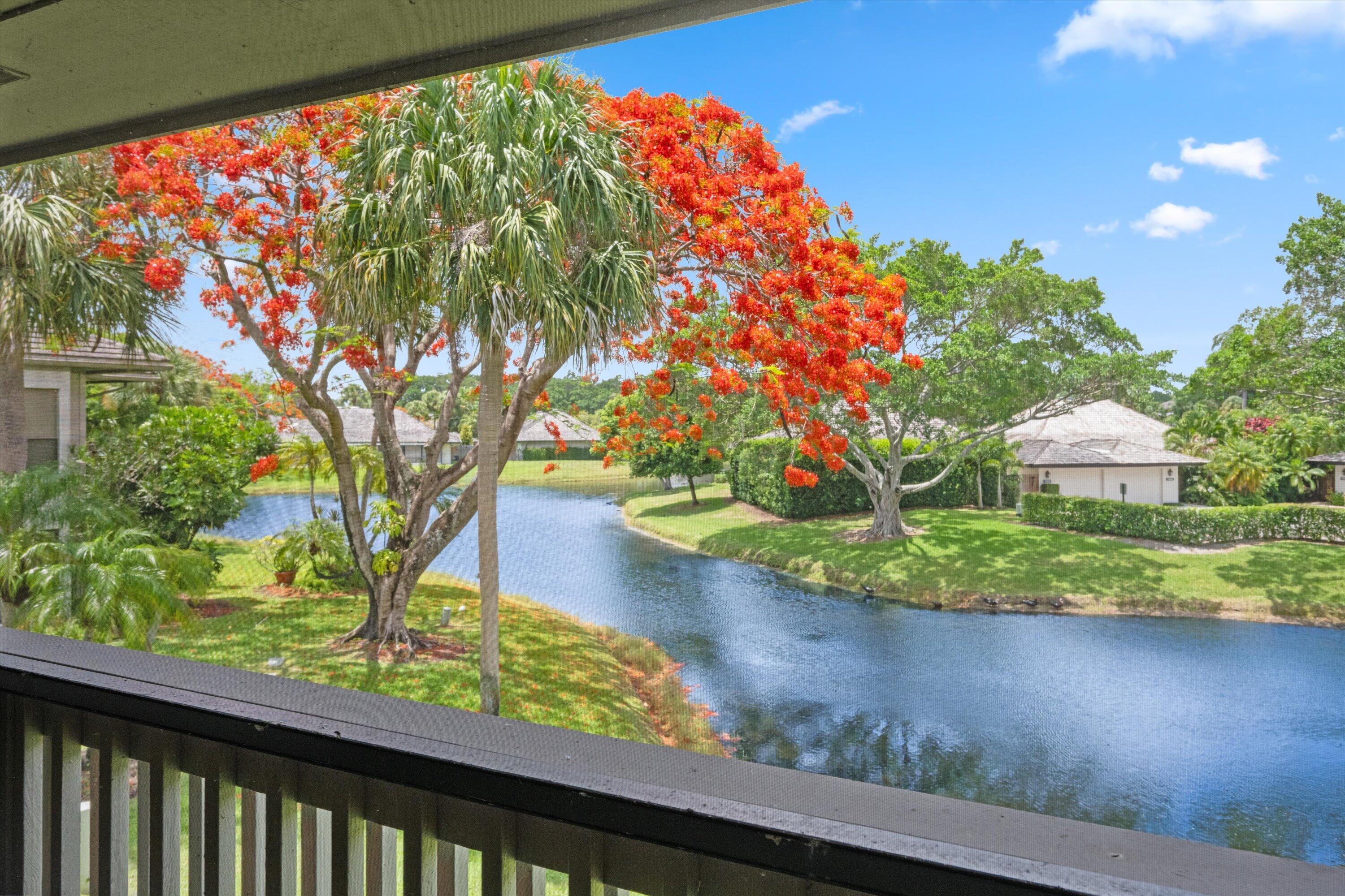 11818 Pebblewood #D201, Wellington FL 33414