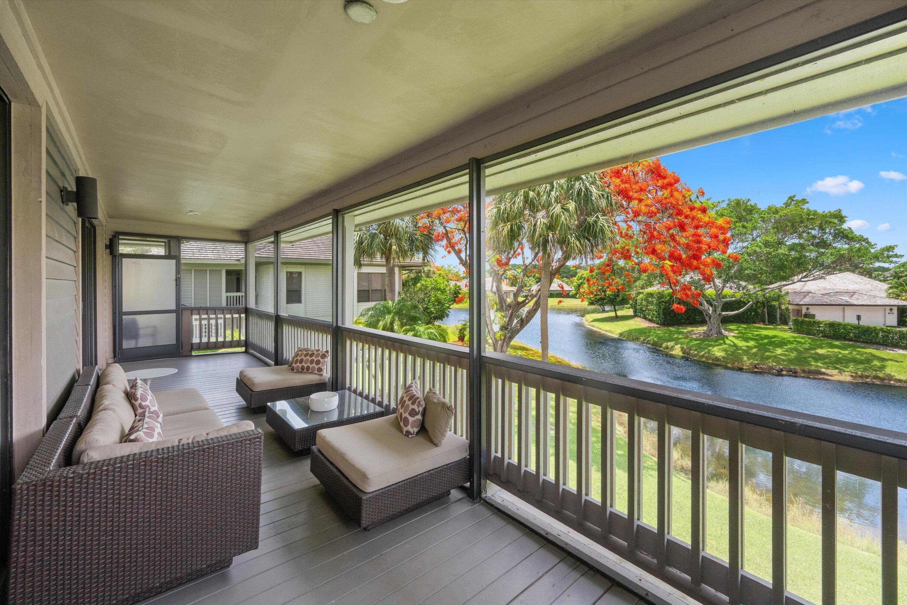 11818 Pebblewood #D201, Wellington FL 33414