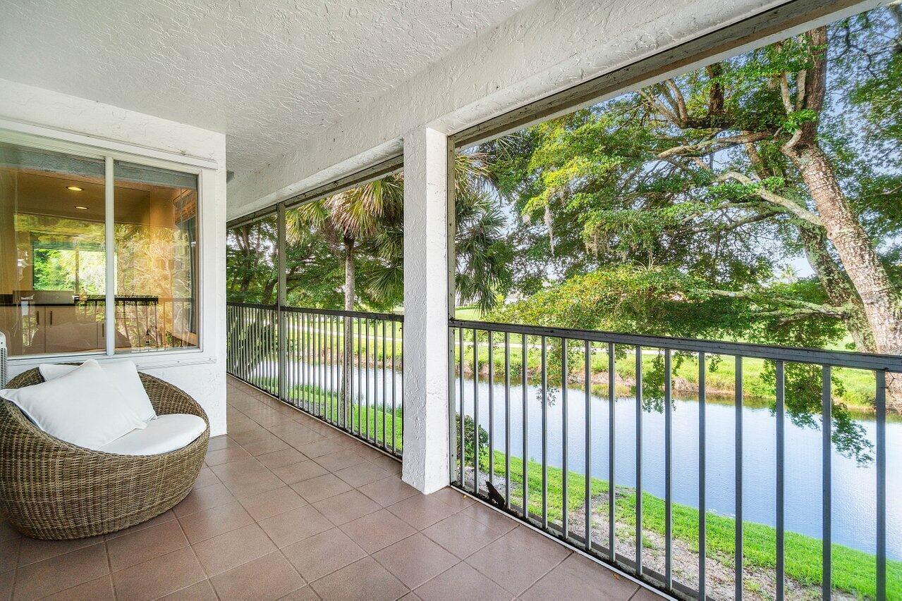 11823 Pebblewood, Wellington FL 33414