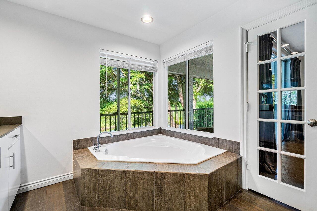 11823 Pebblewood, Wellington FL 33414