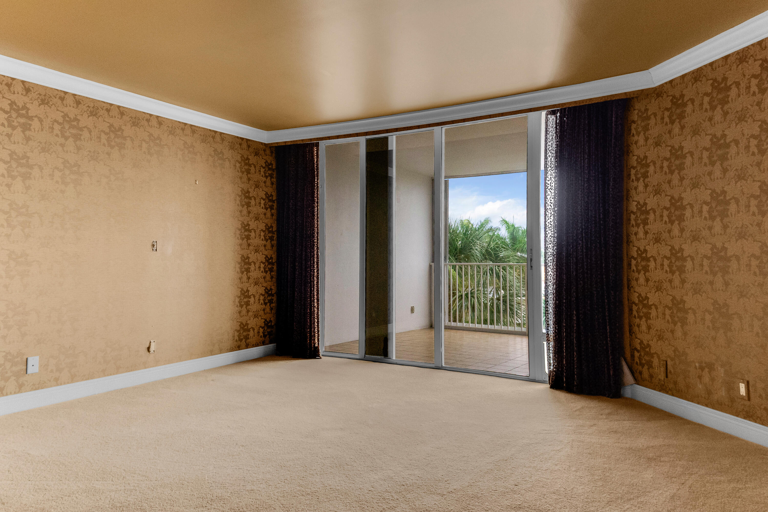 3100 NE 47th #305, Fort Lauderdale FL 33308