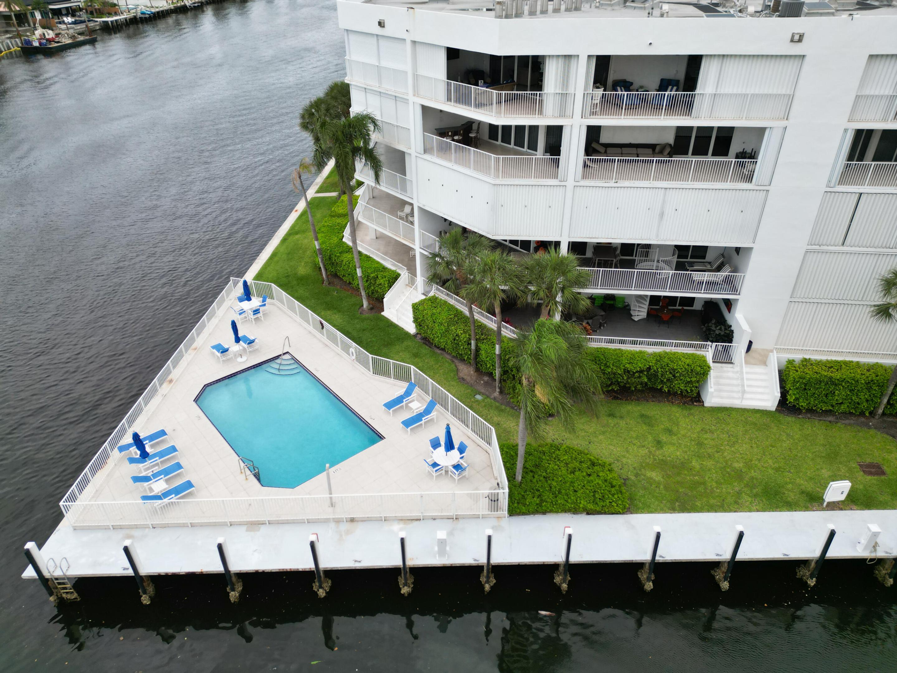 3100 NE 47th #305, Fort Lauderdale FL 33308