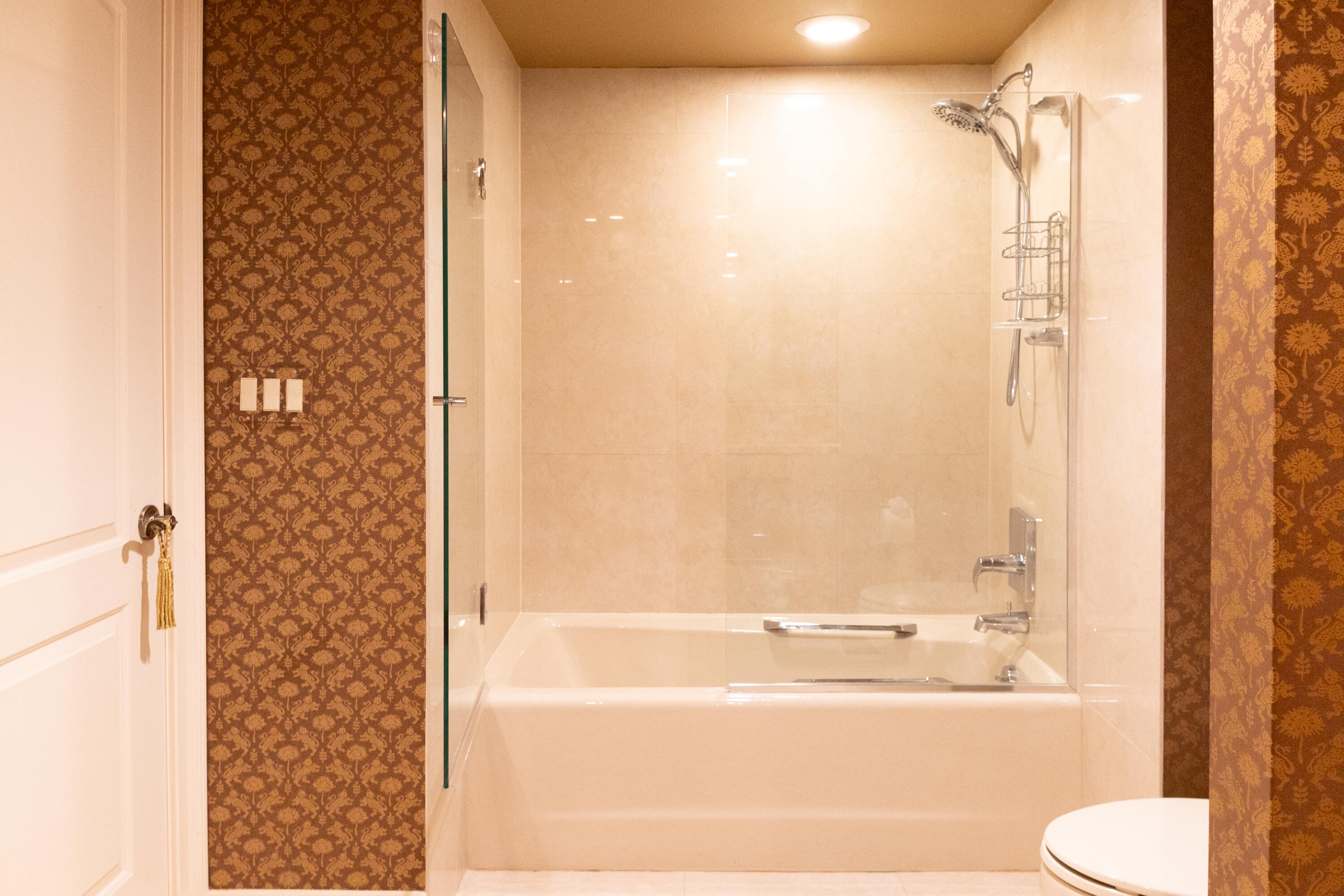 3100 NE 47th #305, Fort Lauderdale FL 33308