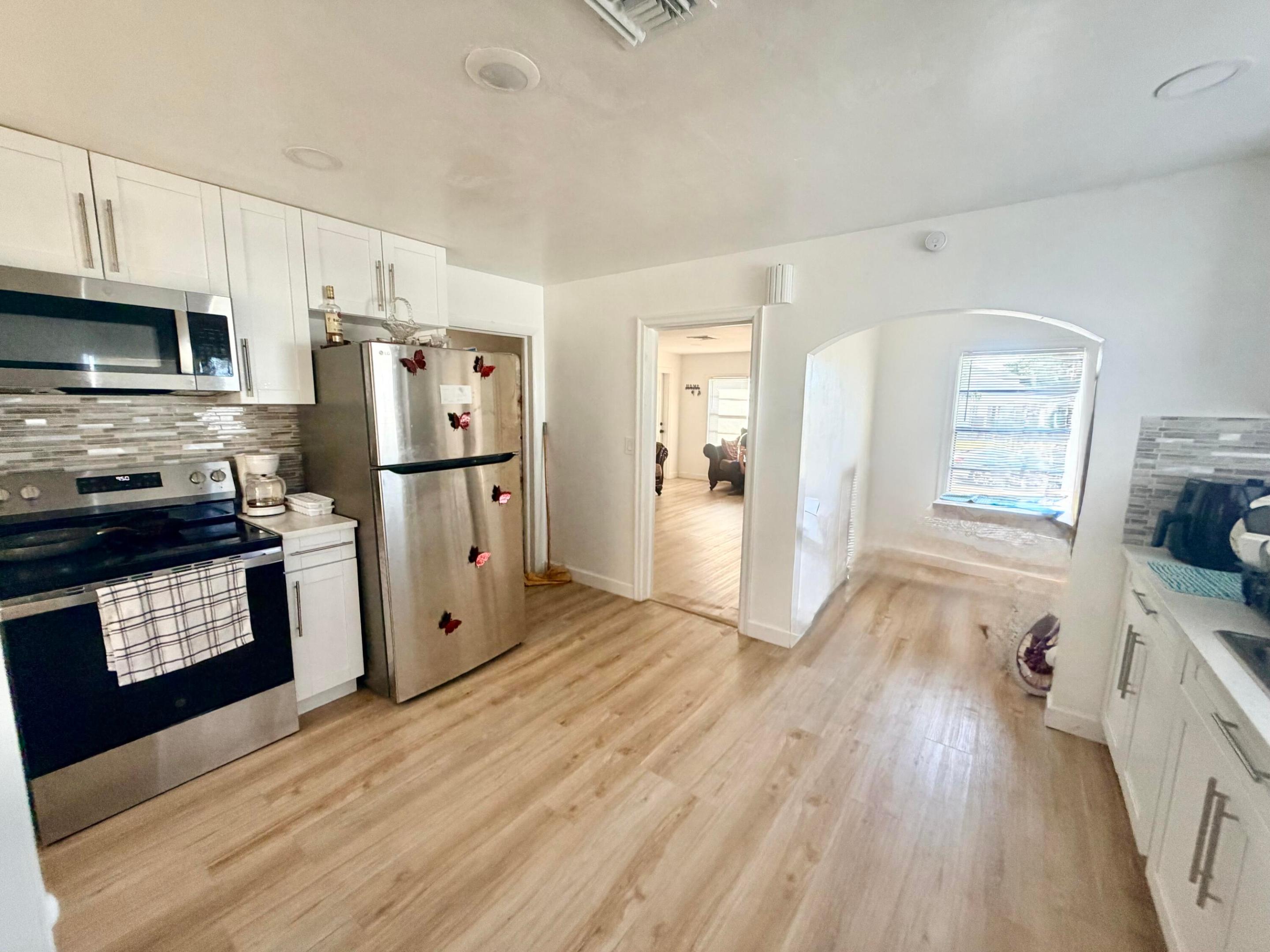 443 Wilder, West Palm Beach FL 33405