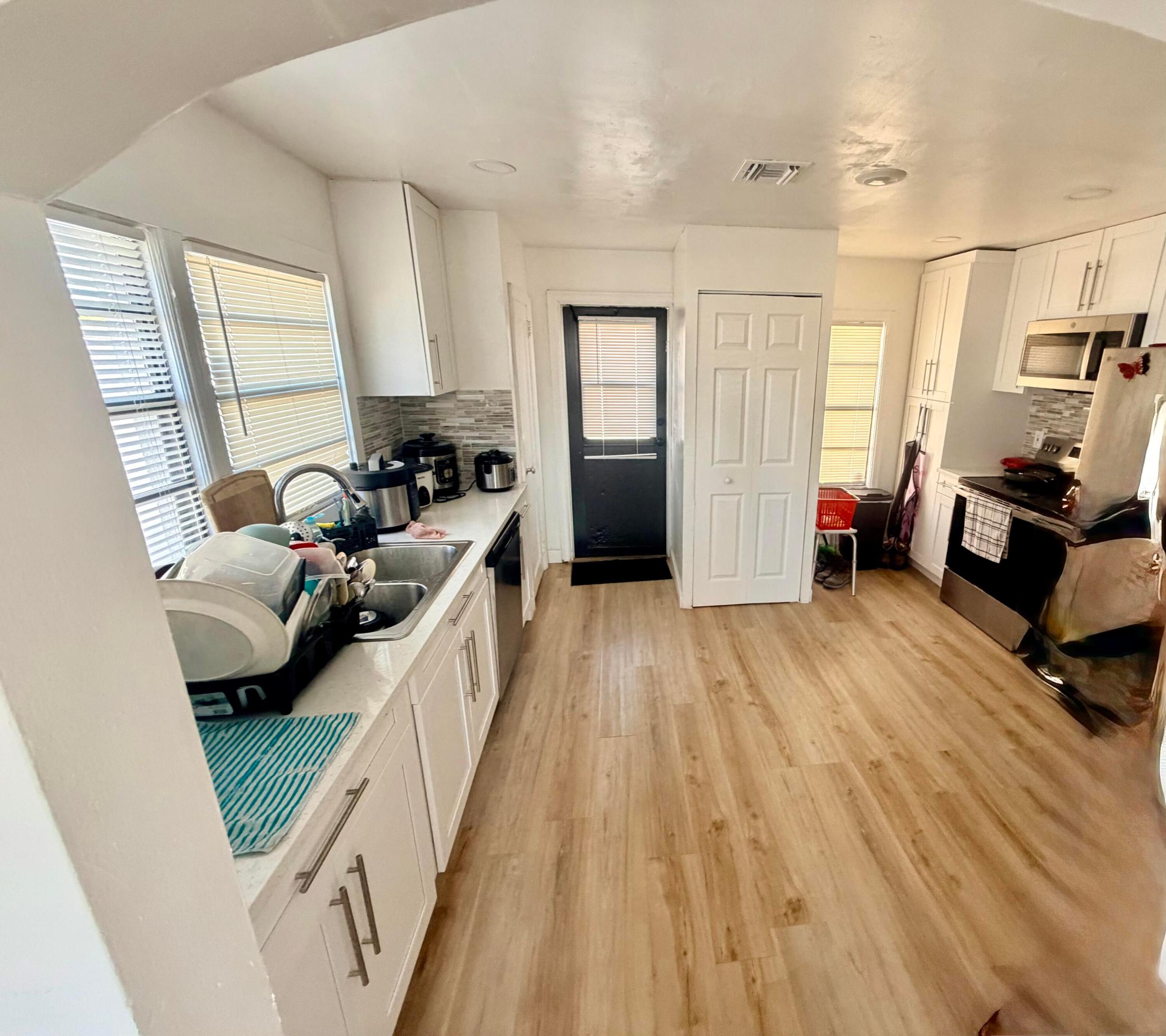 443 Wilder, West Palm Beach FL 33405