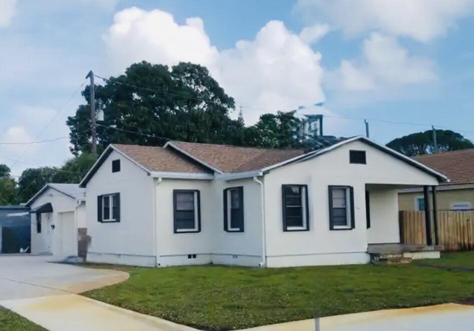 443 Wilder, West Palm Beach FL 33405