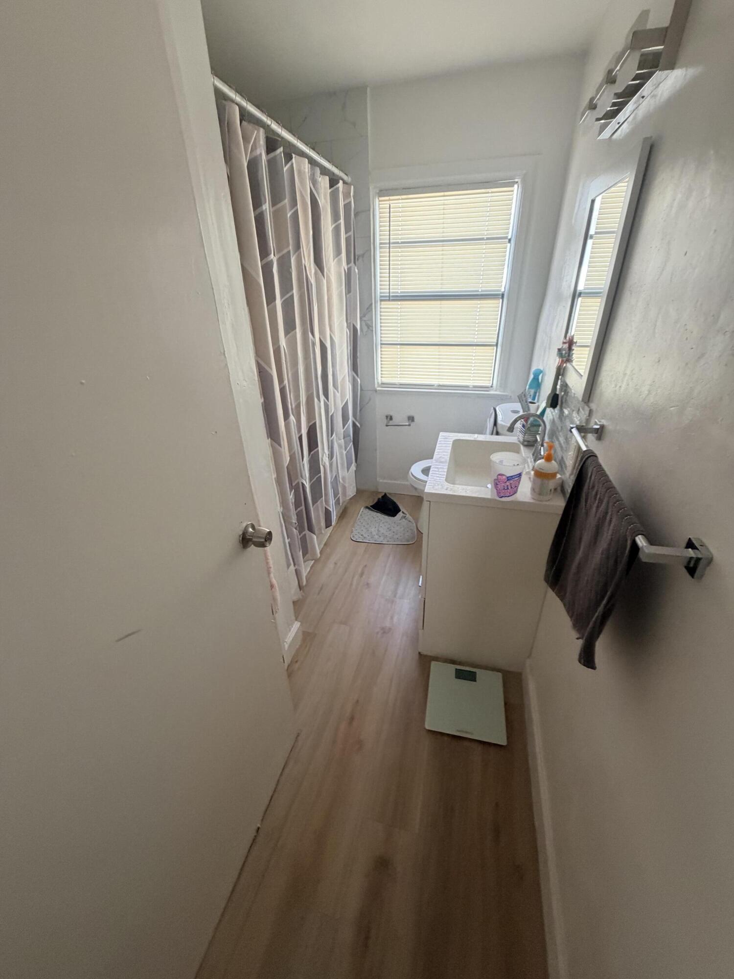 443 Wilder, West Palm Beach FL 33405
