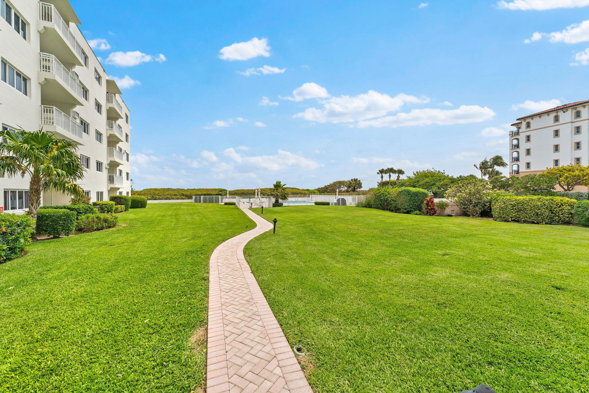 33 S Ocean #502, Palm Beach Shores FL 33404