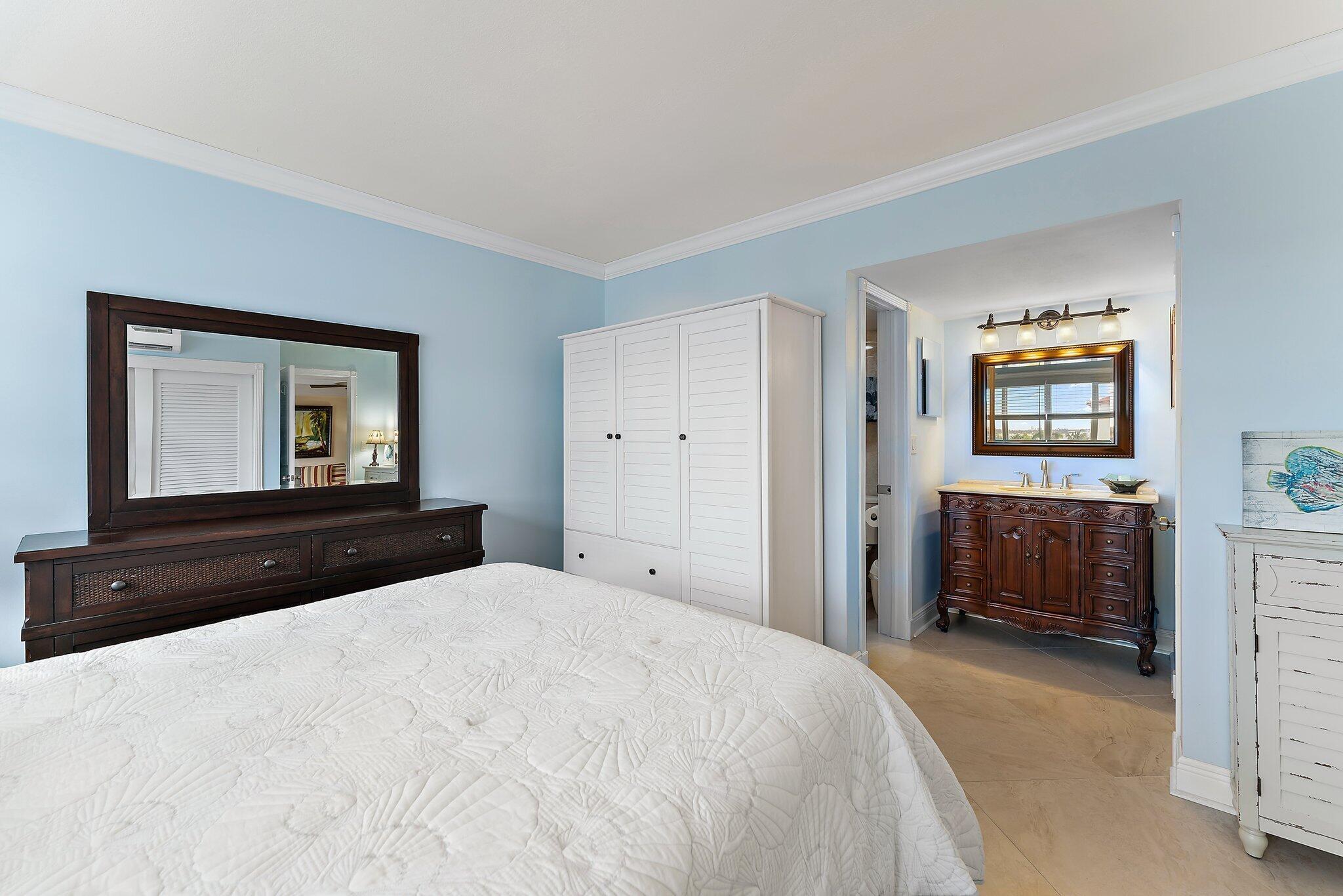 33 S Ocean #502, Palm Beach Shores FL 33404