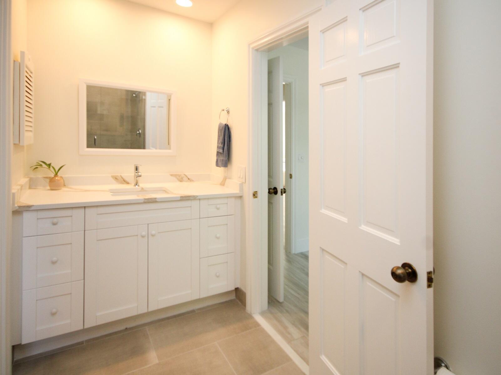11877 Pebblewood #202, Wellington FL 33414