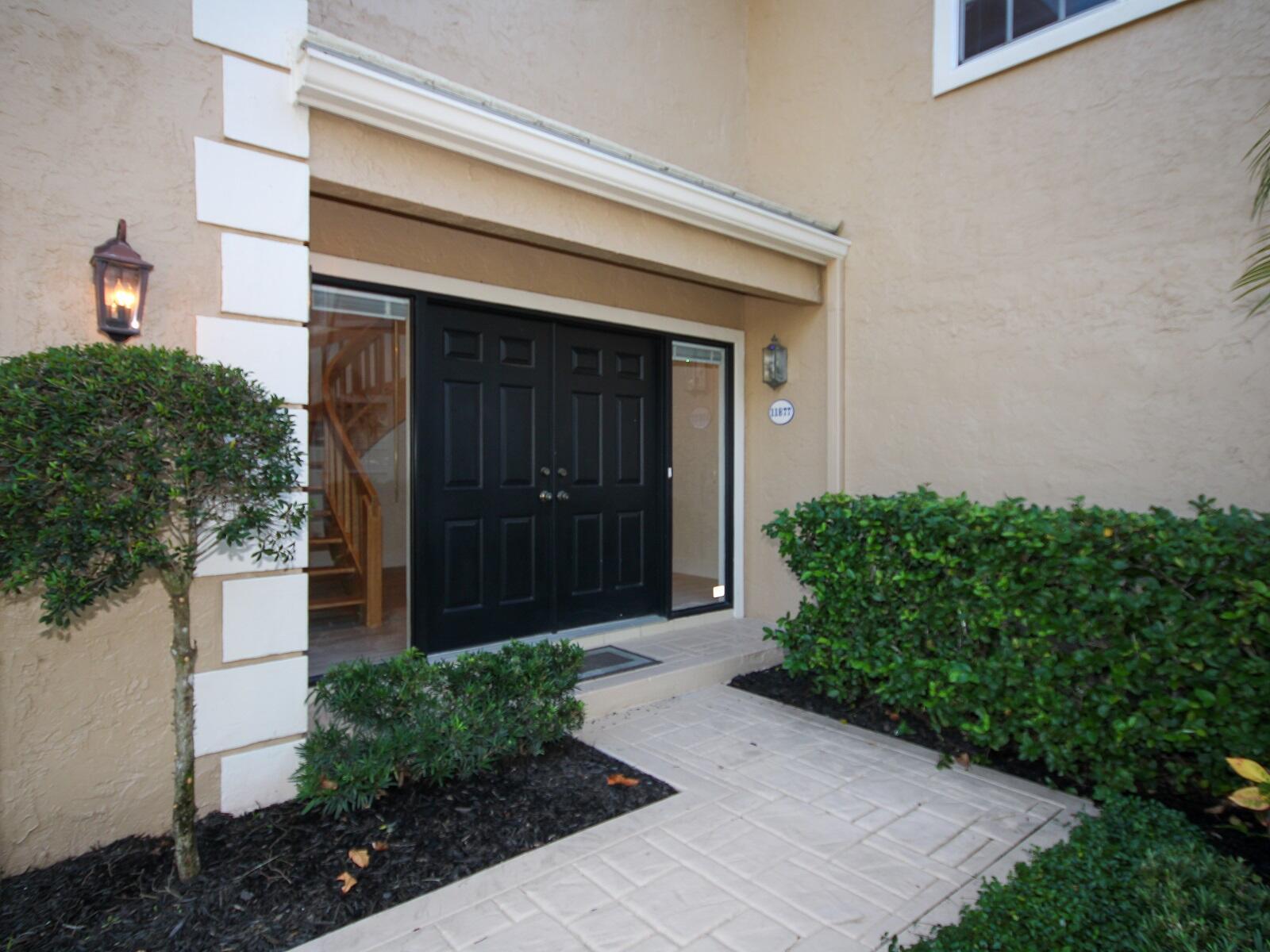 11877 Pebblewood #202, Wellington FL 33414