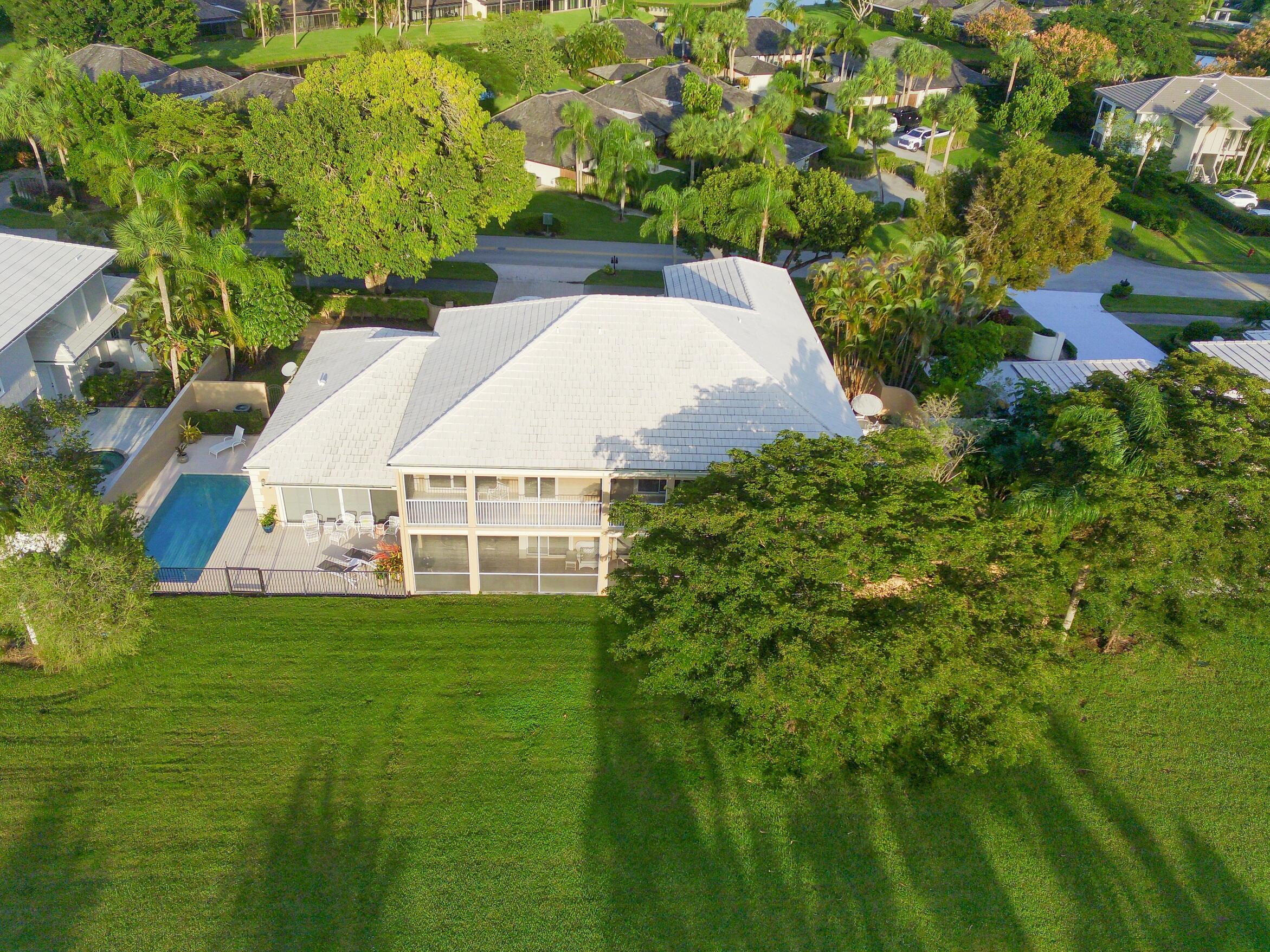 11877 Pebblewood #202, Wellington FL 33414