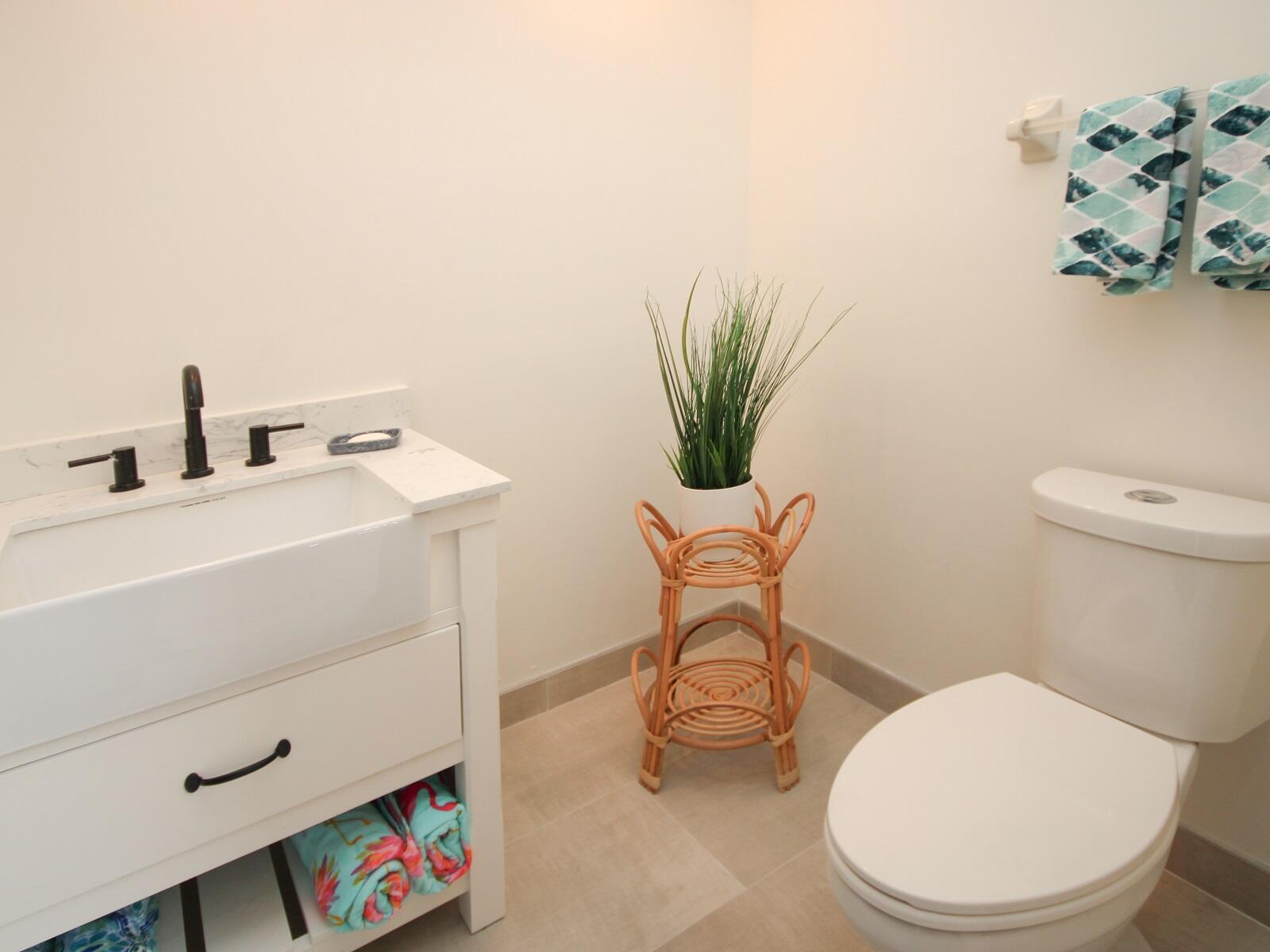 11877 Pebblewood #202, Wellington FL 33414