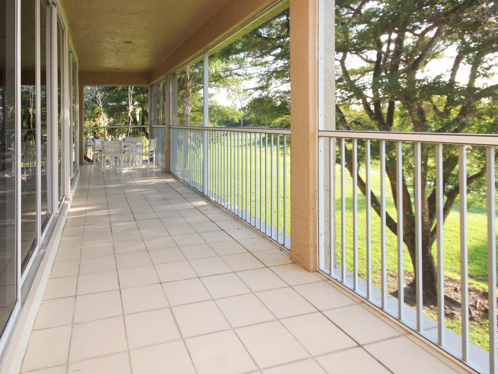 11877 Pebblewood #202, Wellington FL 33414