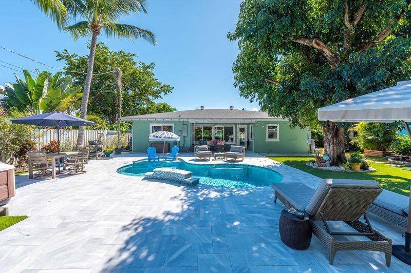 129 Milton, Lantana FL 33462