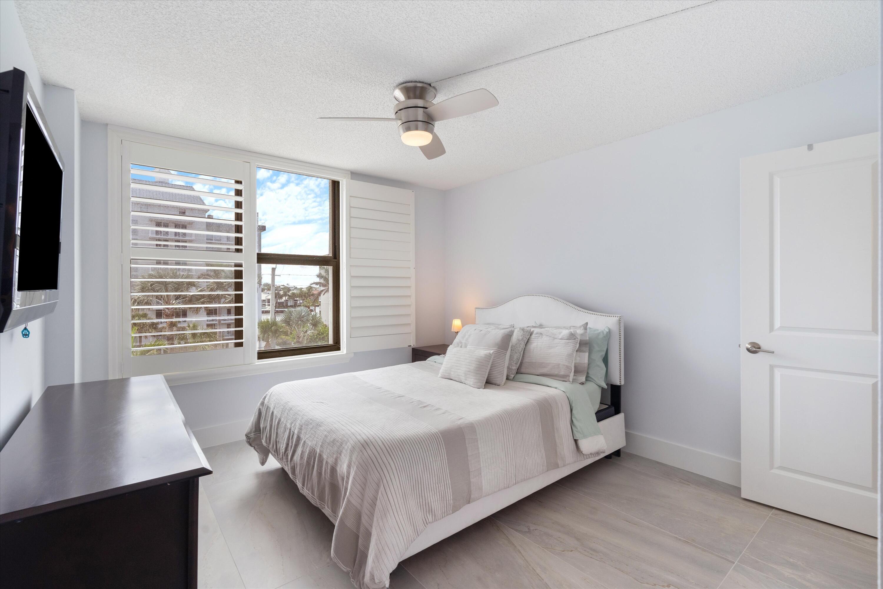 3115 S Ocean #302, Highland Beach FL 33487