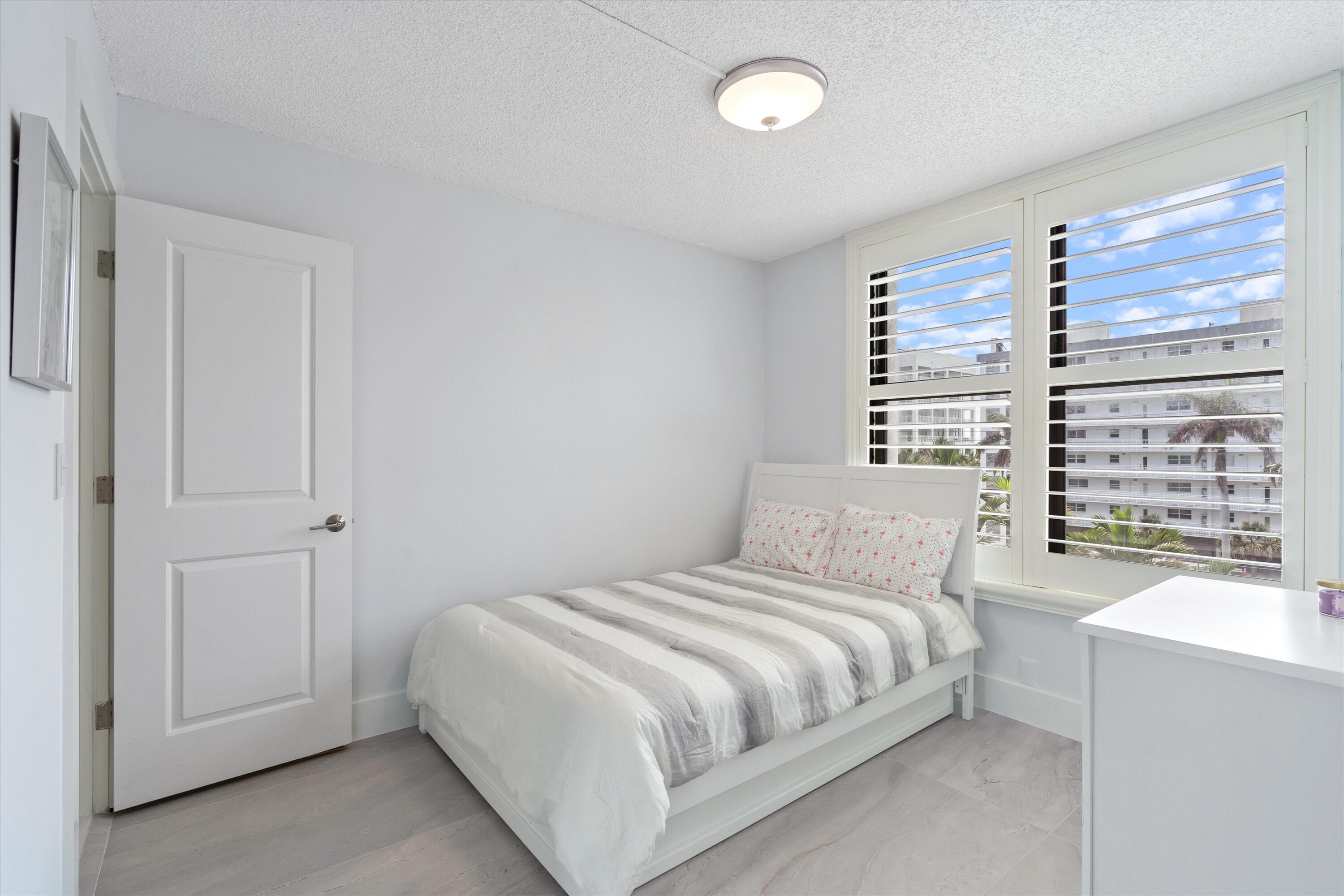 3115 S Ocean #302, Highland Beach FL 33487
