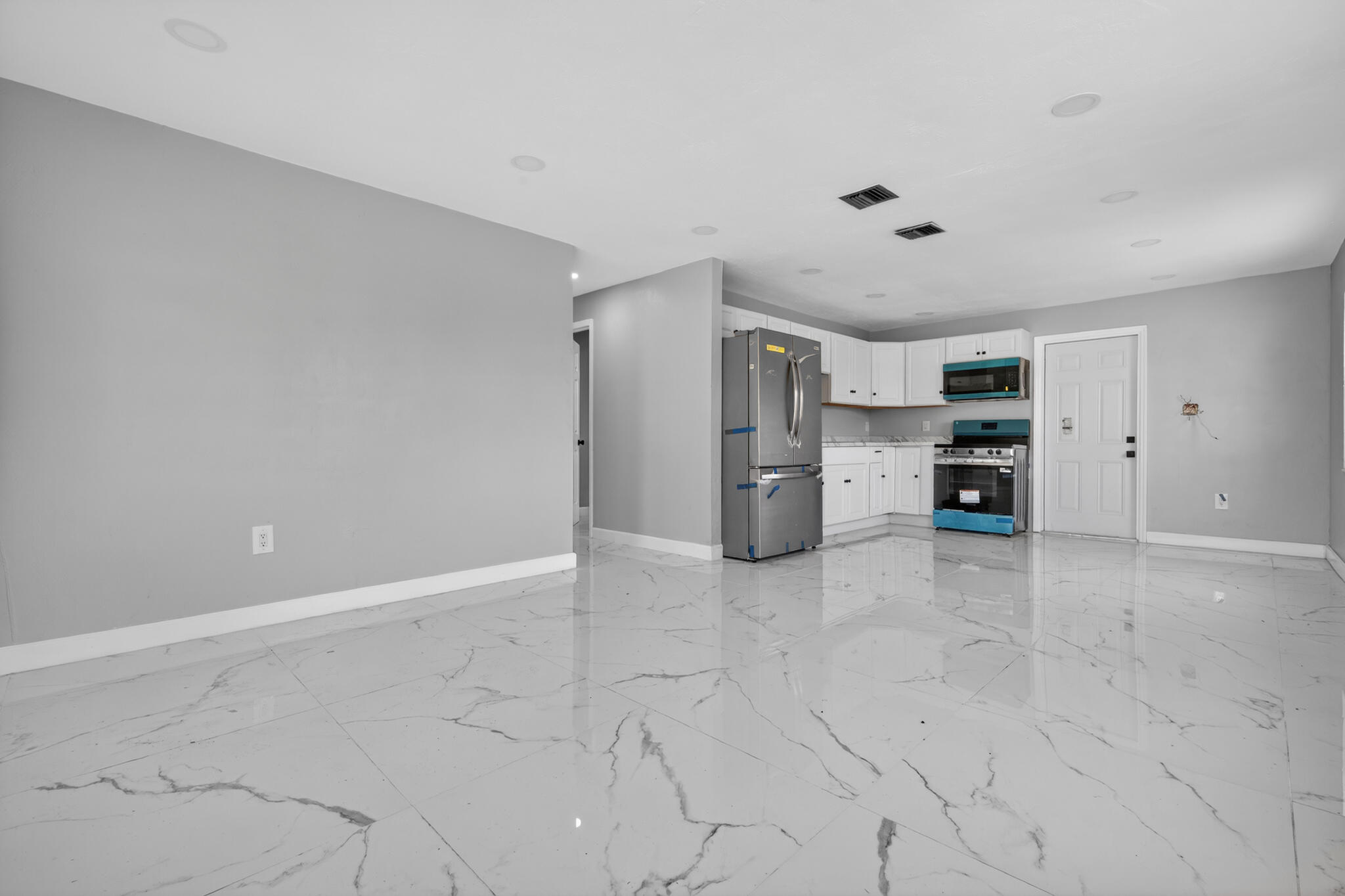 245 SW 11th, South Bay FL 33493