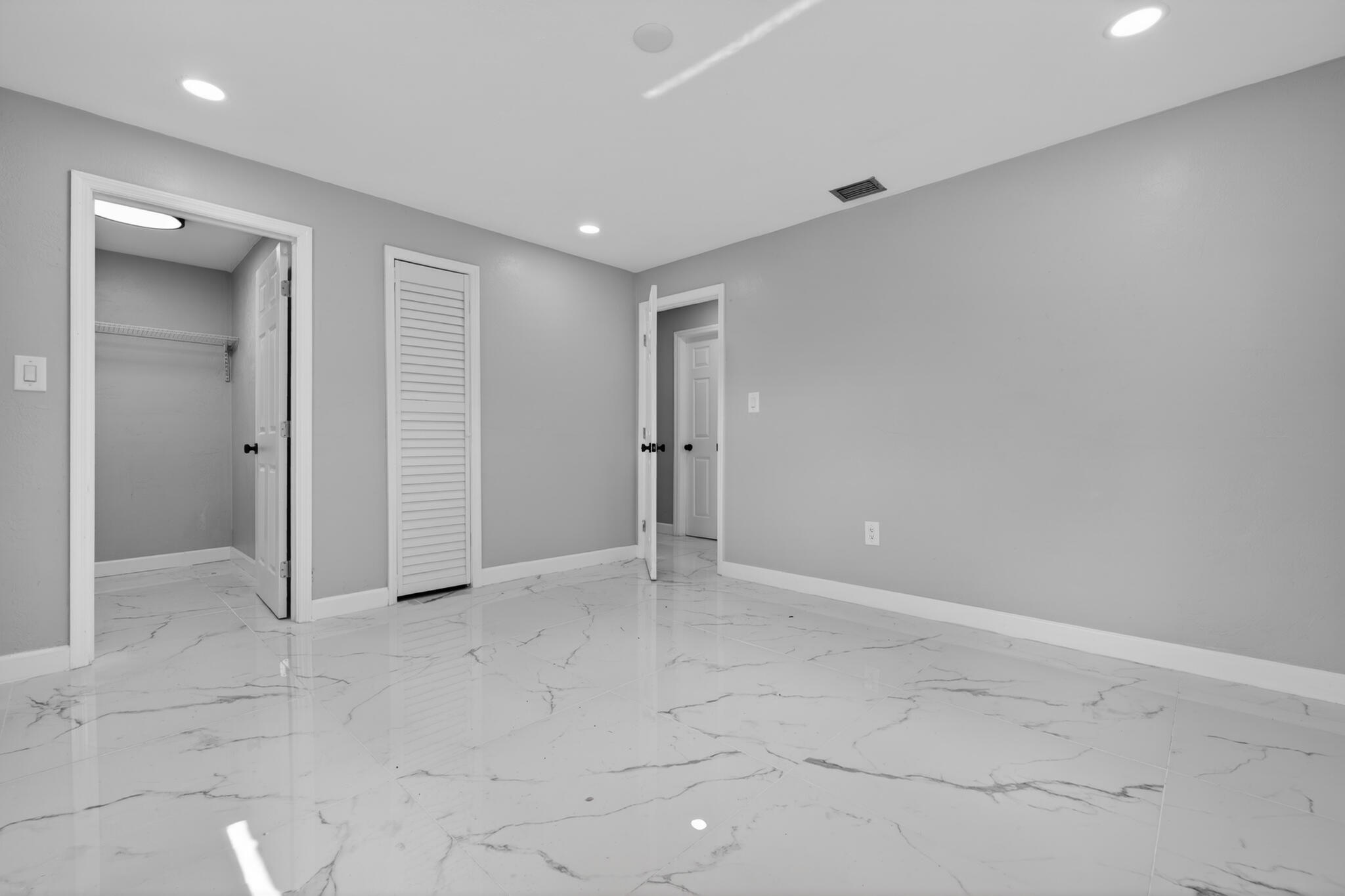 245 SW 11th, South Bay FL 33493