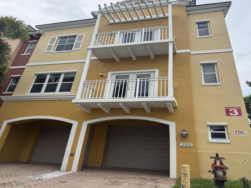 2351 Vintage #2351, Lighthouse Point FL 33064