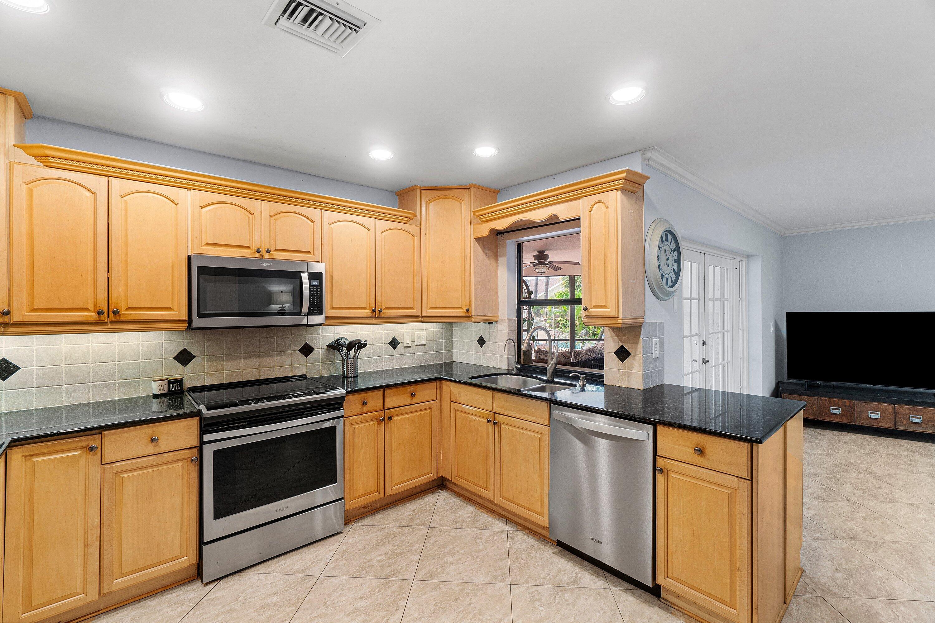 17734 Pine Needle, Boca Raton FL 33487