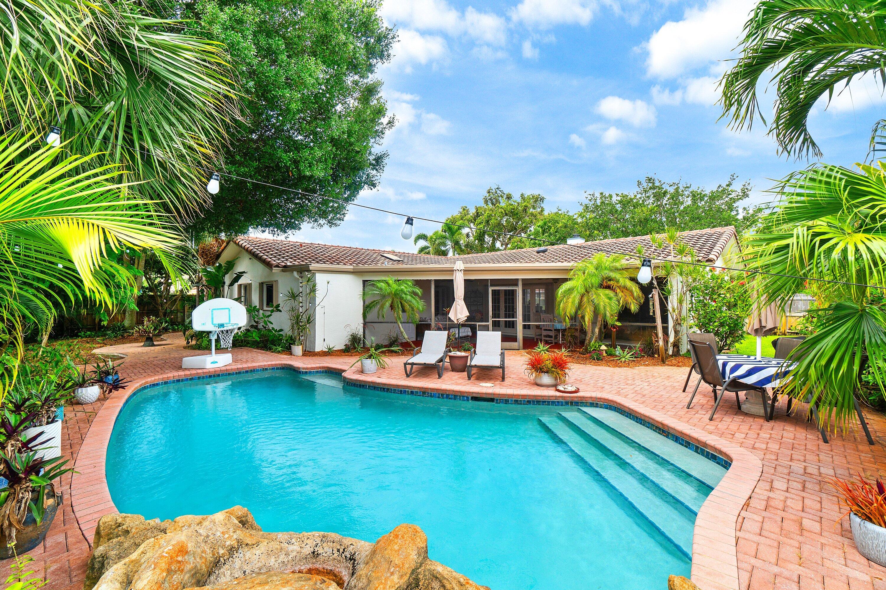 17734 Pine Needle, Boca Raton FL 33487