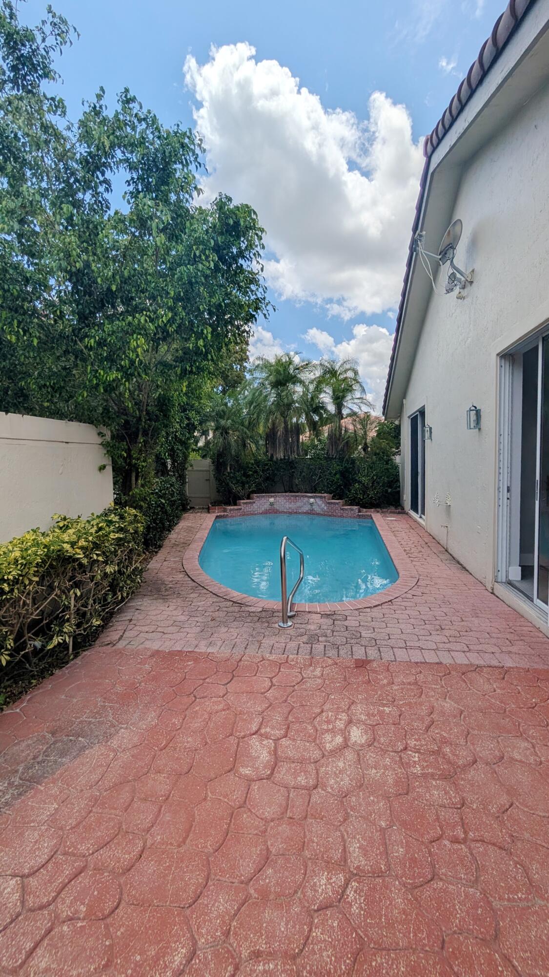 2598 NW 53rd, Boca Raton FL 33496