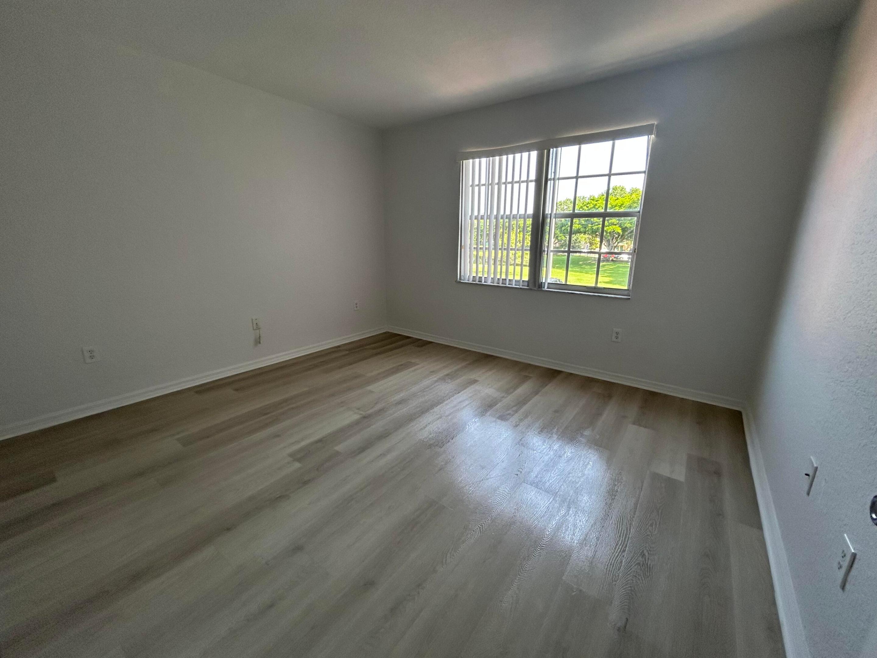 2202 Belmont #2202, North Lauderdale FL 33068